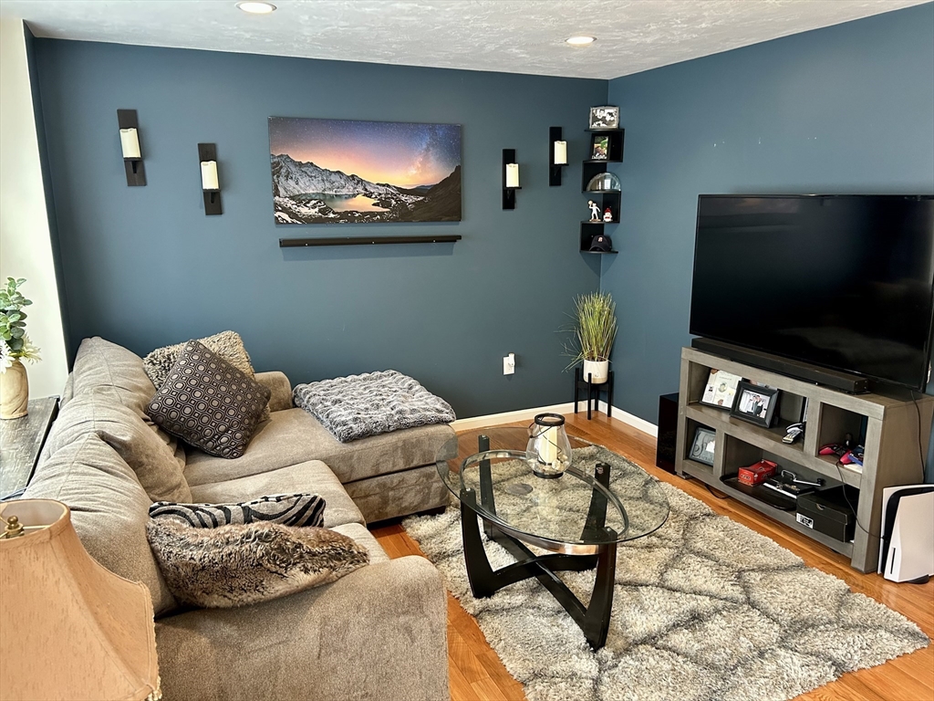 41 Boston Rd, Billerica