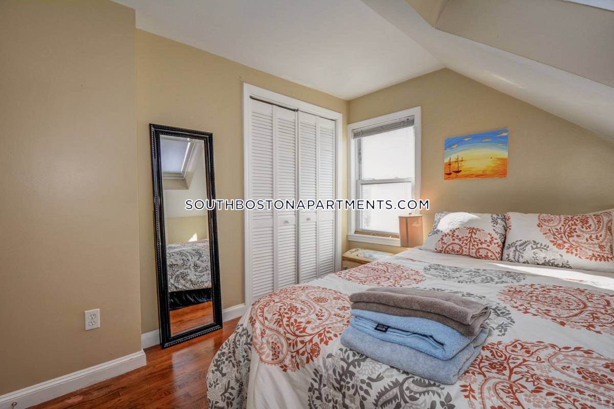 4 bed, 2 bath apartment for rent at 292 D St Unit 2, South Boston — photo 9 of 12