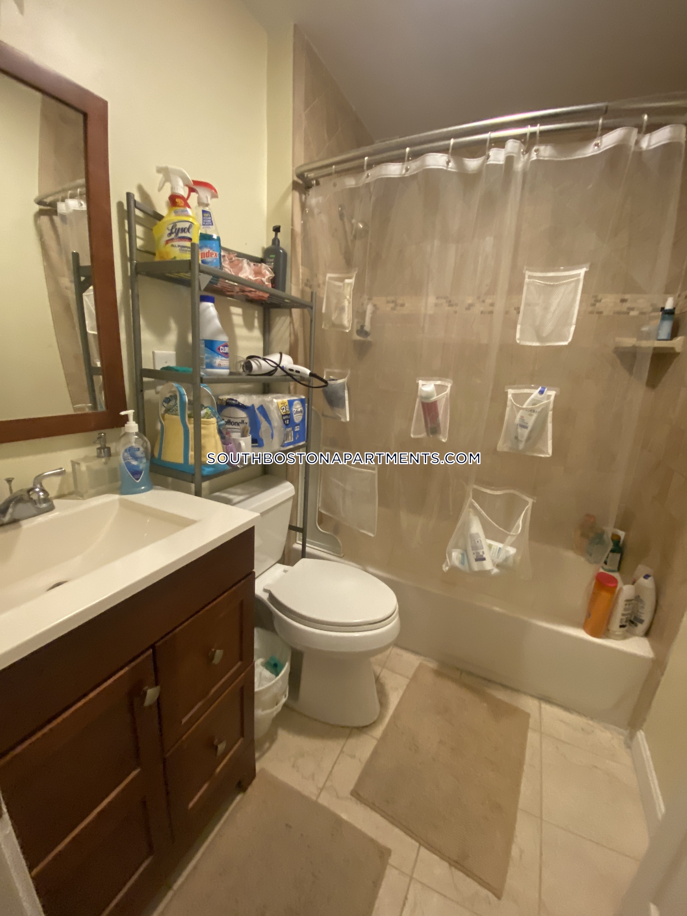 4 bed, 2 bath apartment for rent at 292 D St Unit 2, South Boston — photo 12 of 12