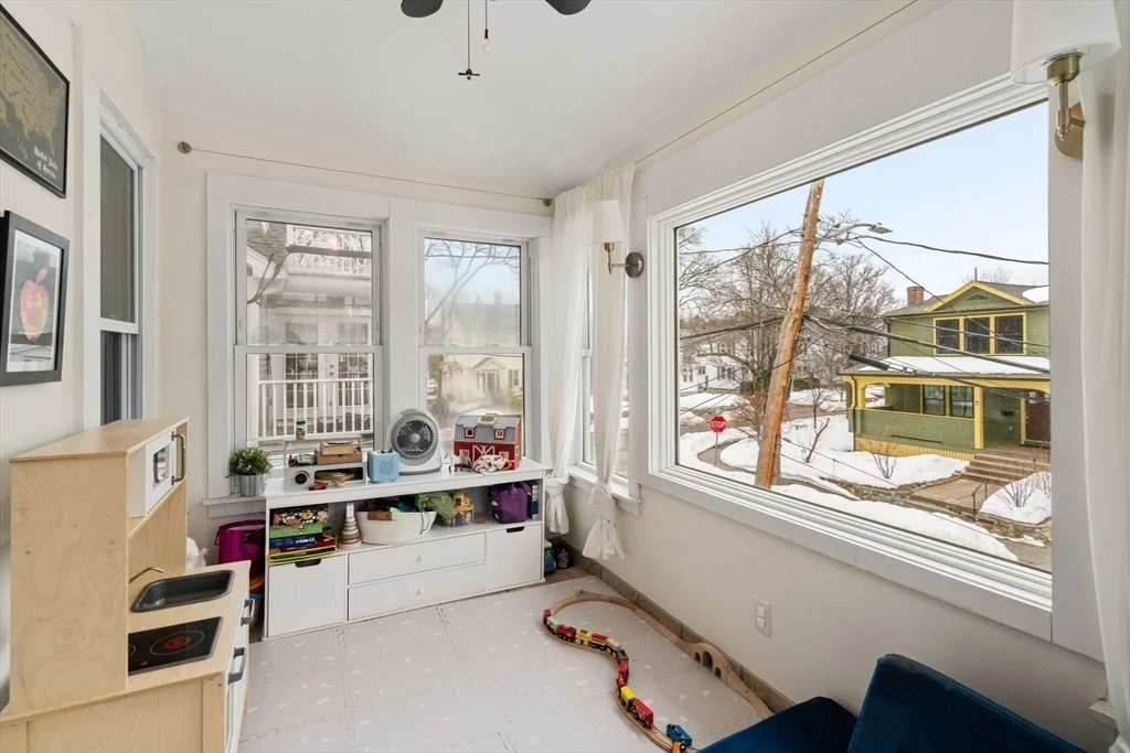 7 Quincy St, Watertown