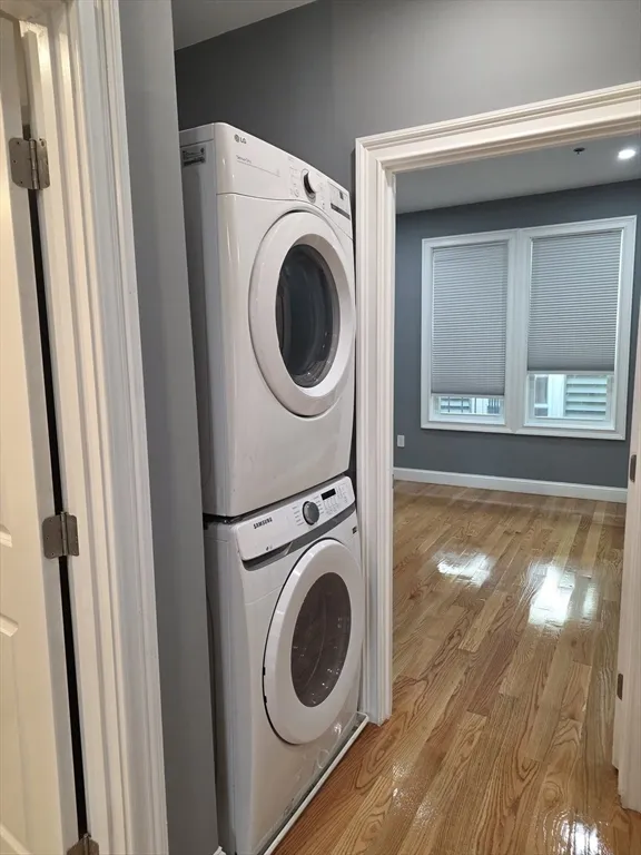 339 Cambridge St, East Cambridge