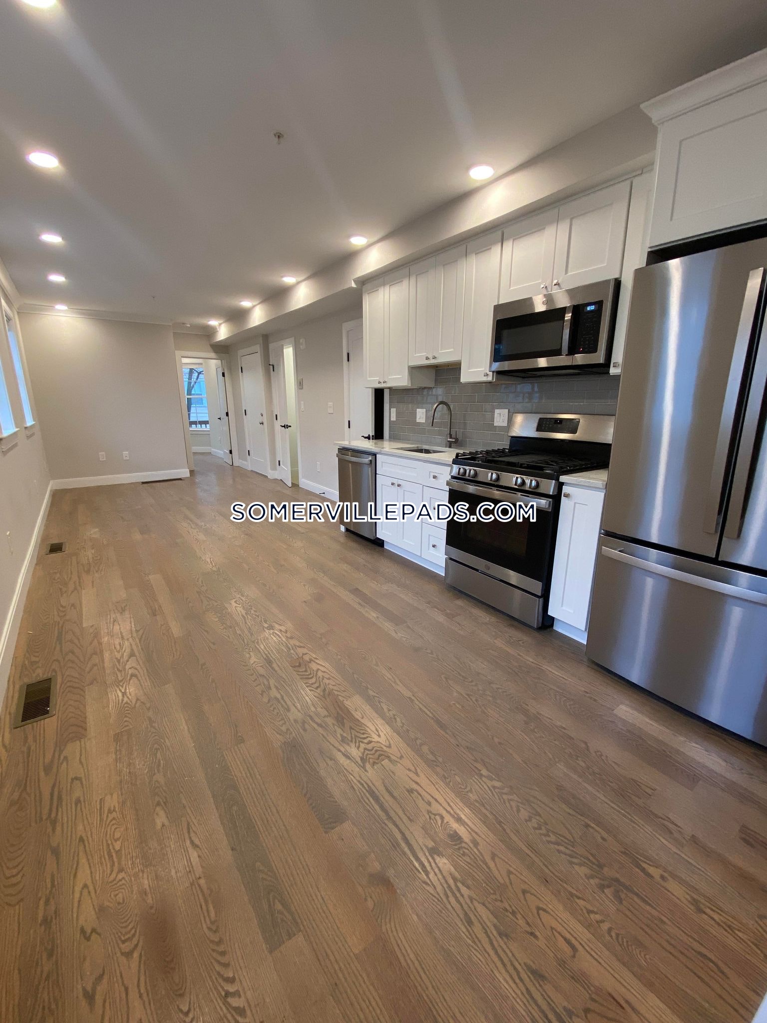 2 bed, 2 bath apartment for rent at 8 Rush St Unit 1A, East Somerville — photo 6 of 19