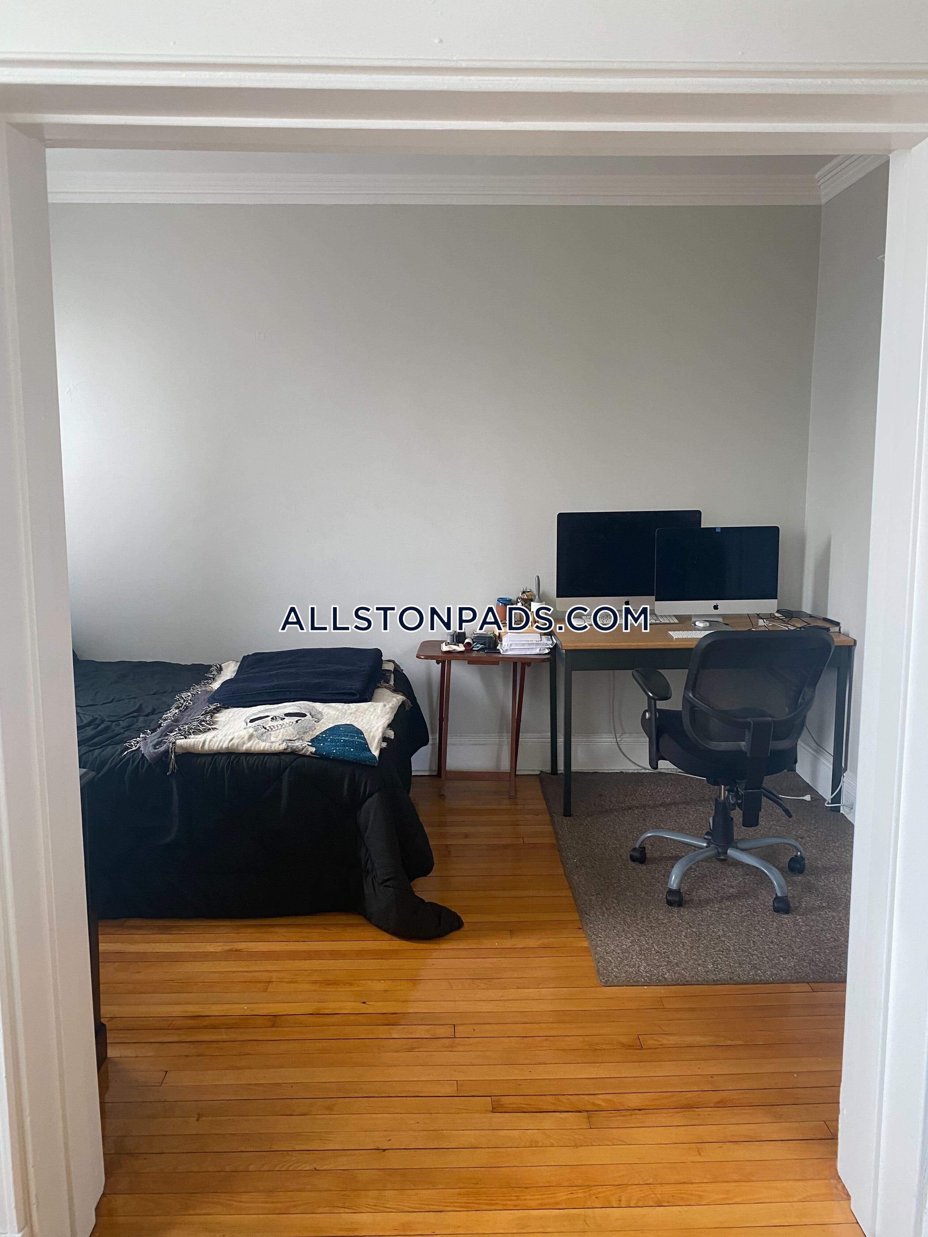 1 bed, 1 bath apartment for rent at 12 Farrington Ave Unit 5A, Allston — photo 3 of 12