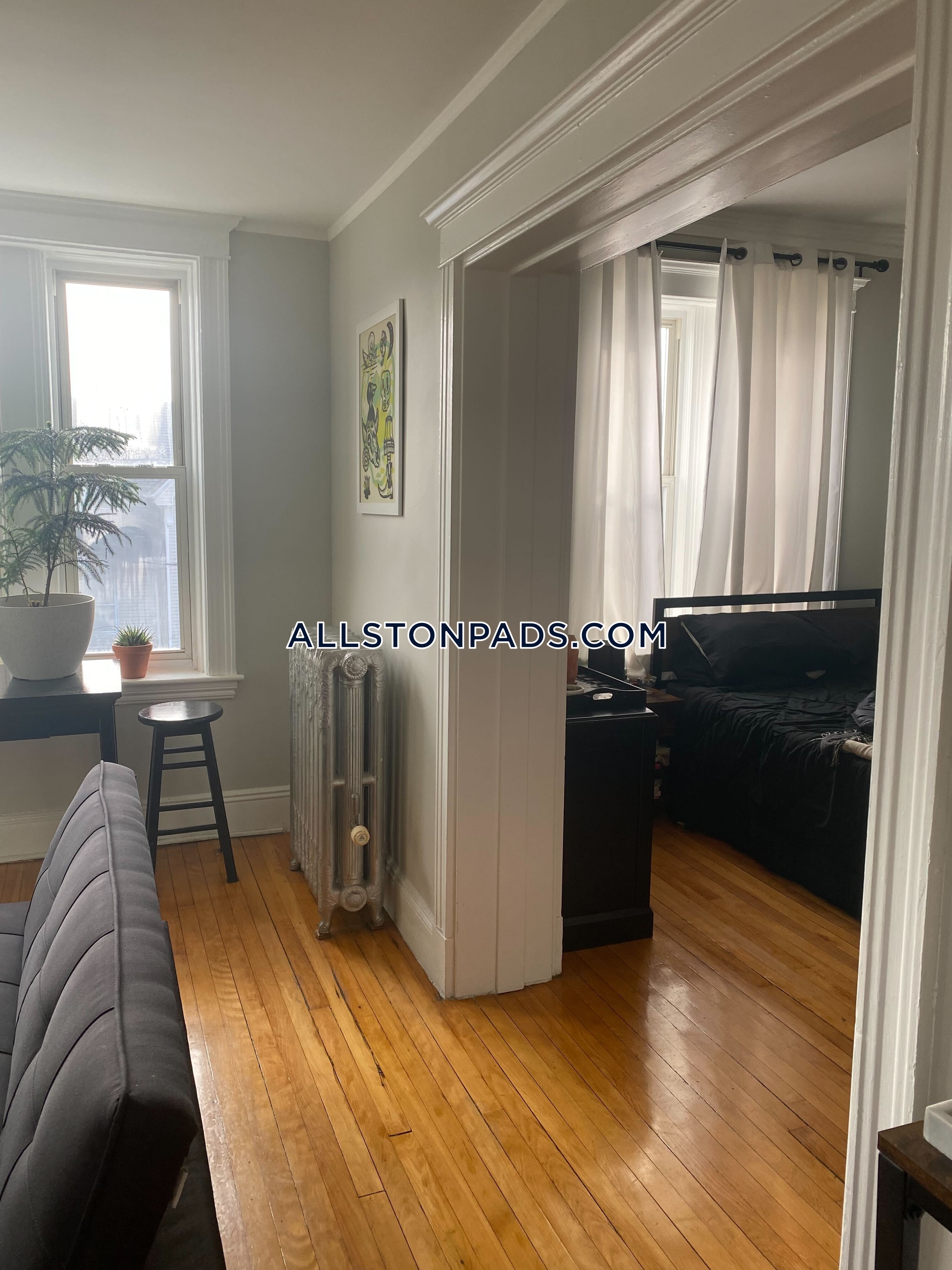 1 bed, 1 bath apartment for rent at 12 Farrington Ave Unit 5A, Allston — photo 5 of 12