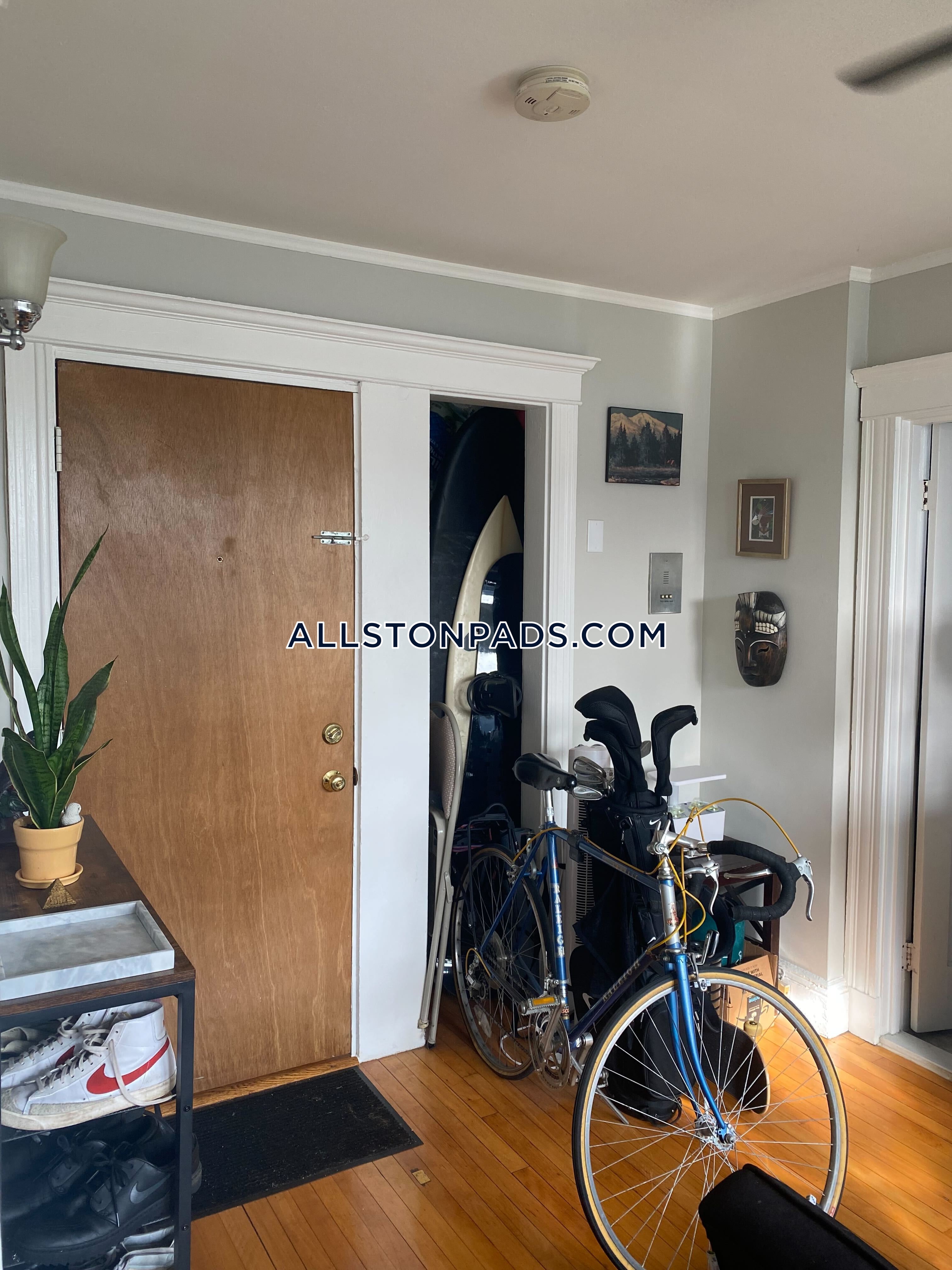 1 bed, 1 bath apartment for rent at 12 Farrington Ave Unit 5A, Allston — photo 7 of 12