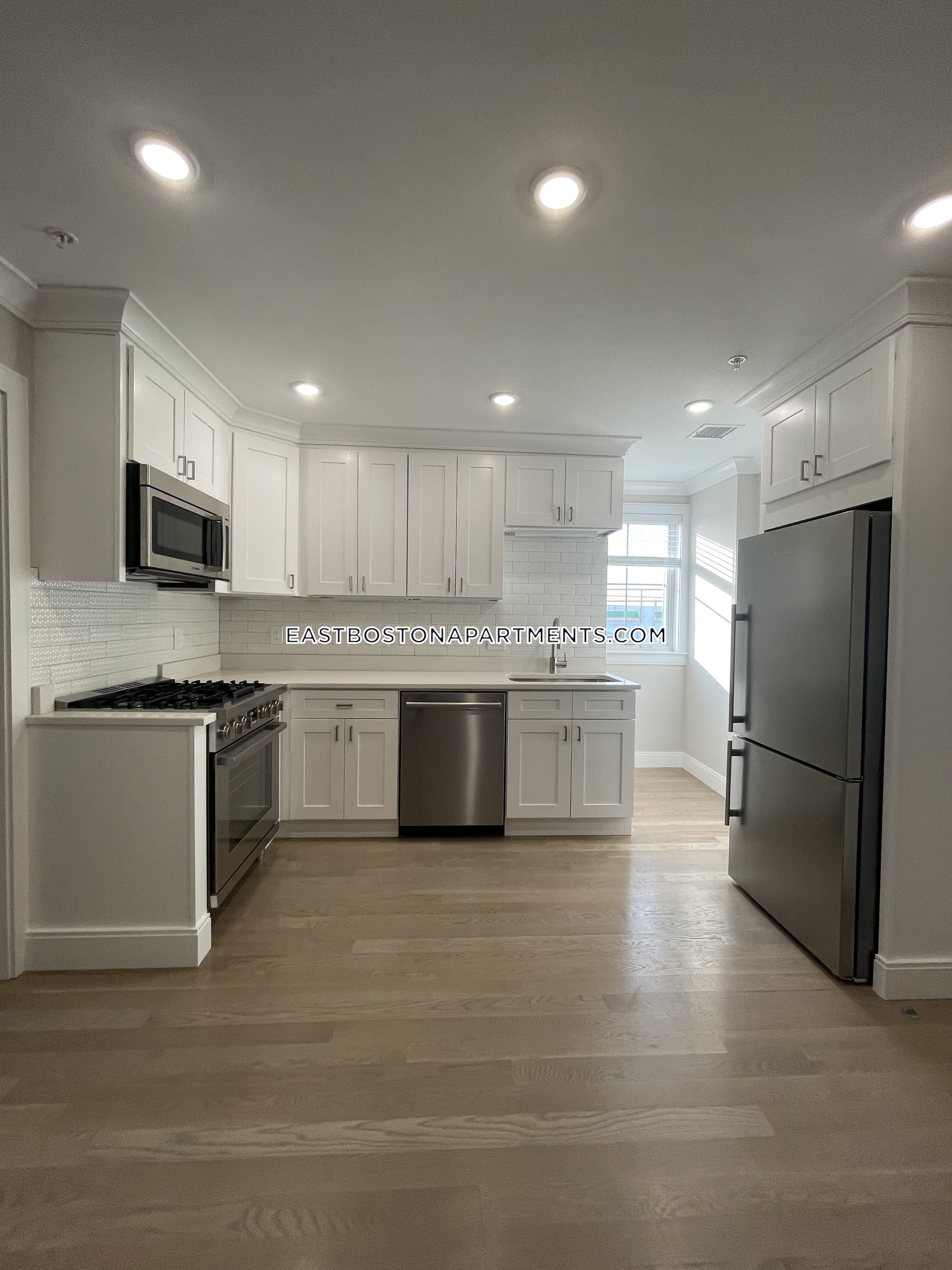 3 bed, 2 bath apartment for rent at 46 Lexington St Unit 4, East Boston — photo 30 of 35