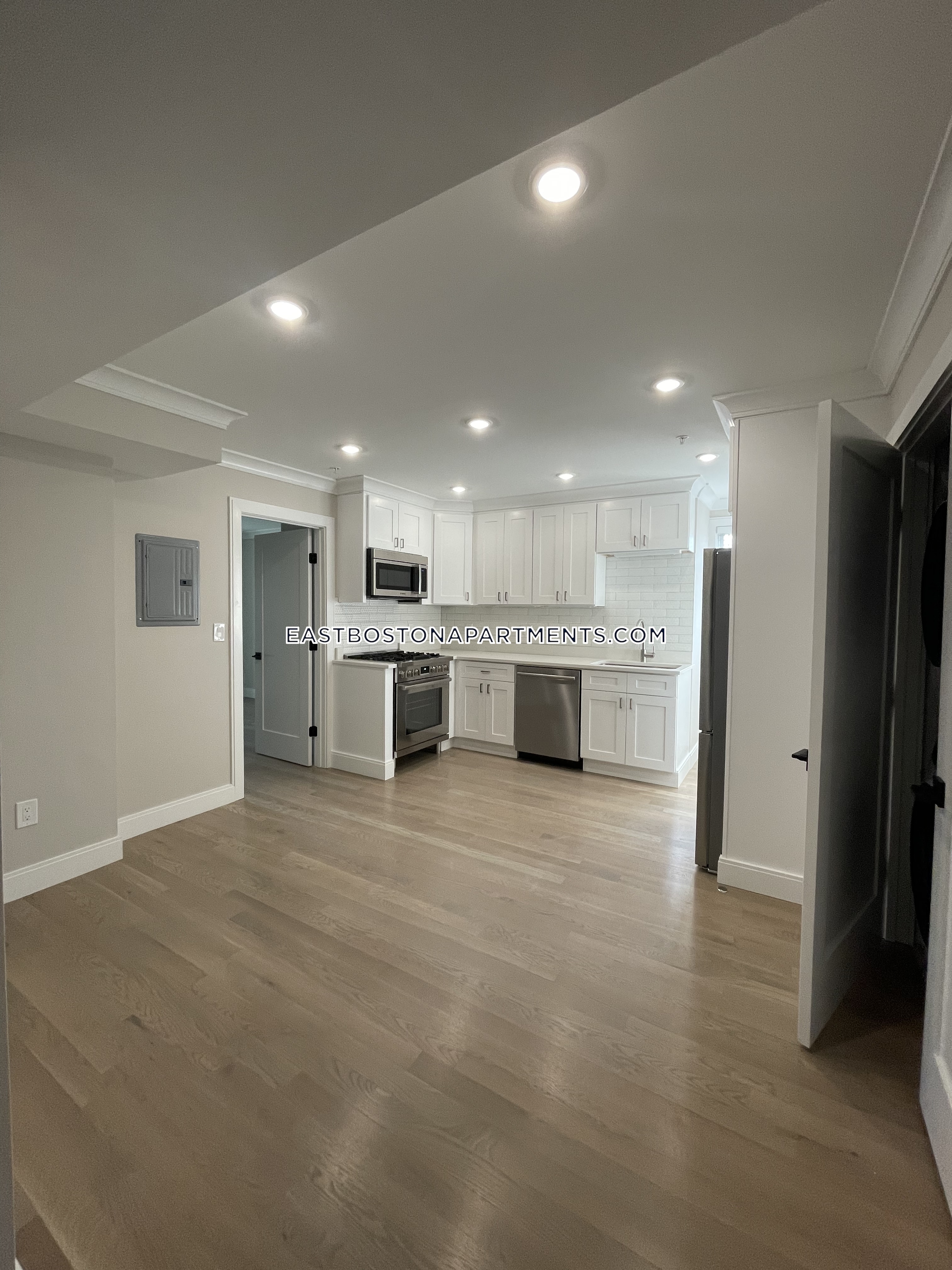 3 bed, 2 bath apartment for rent at 46 Lexington St Unit 4, East Boston — photo 31 of 35