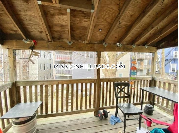 3 bed, 1 bath apartment for rent at 26 Darling St Unit U1, Mission Hill — photo 7 of 7