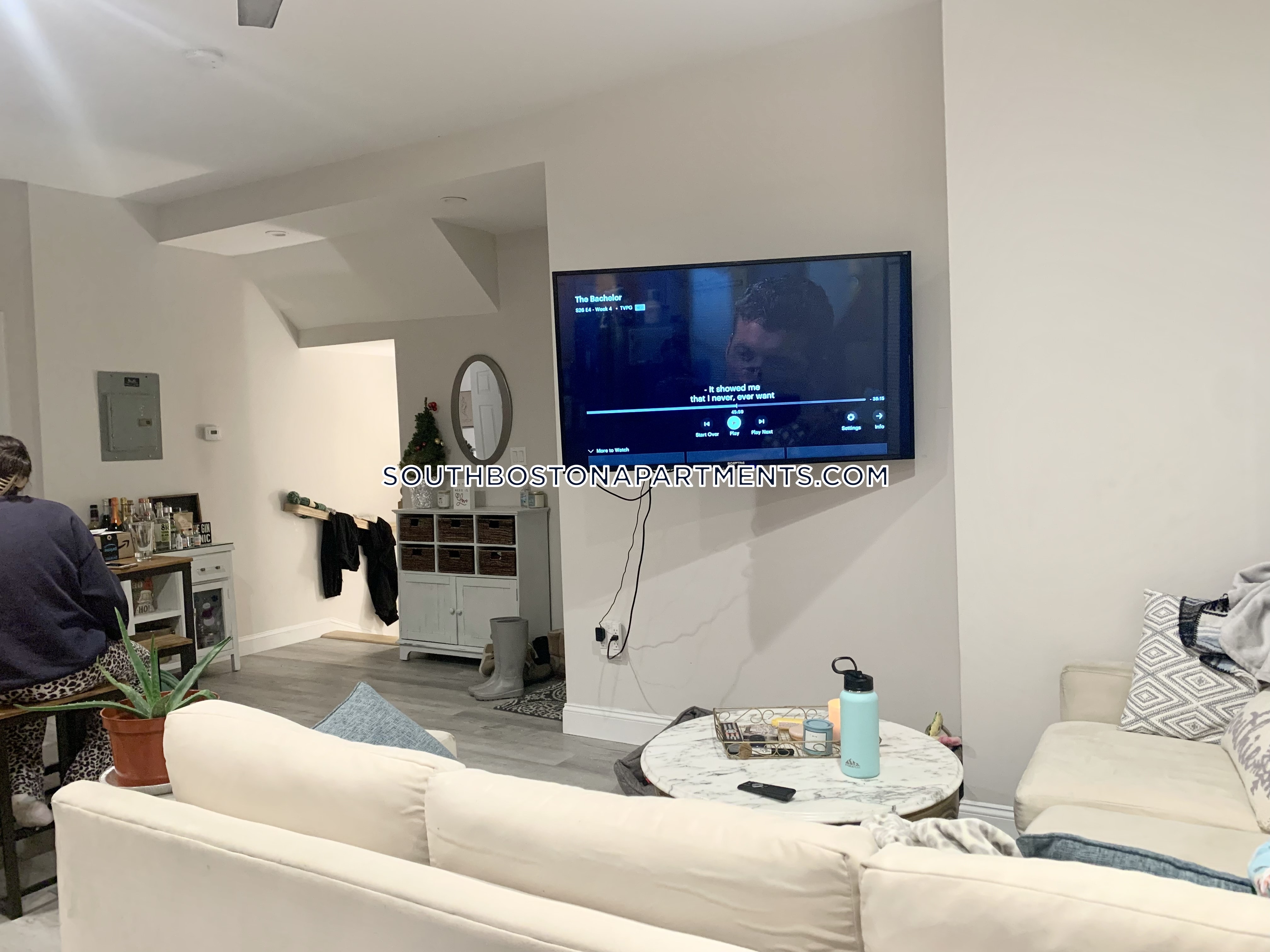 4 bed, 2 bath apartment for rent at 174 Bolton St Unit 1A, South Boston