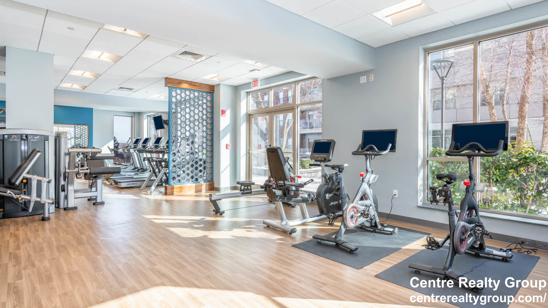 70 Hope Ave, Banks Square