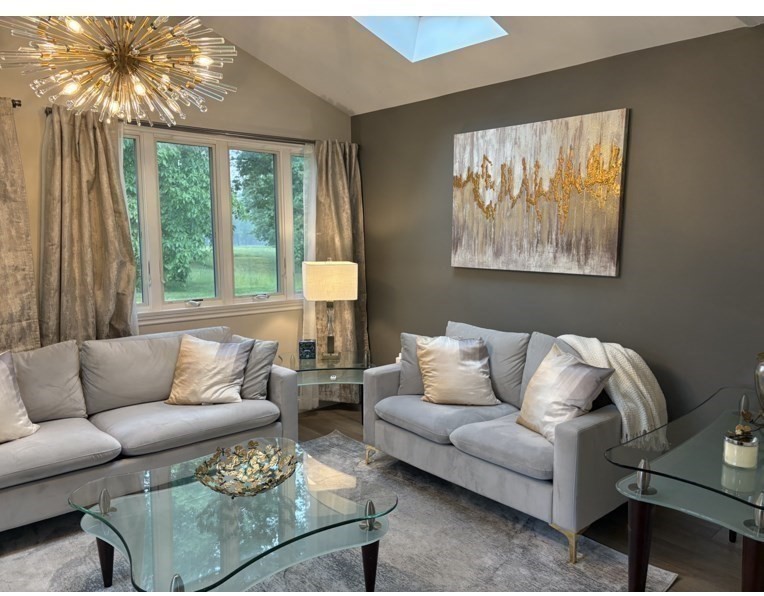 218 Rangeway Rd, Billerica