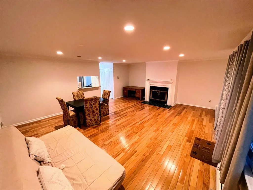 28 Federal St, Salem