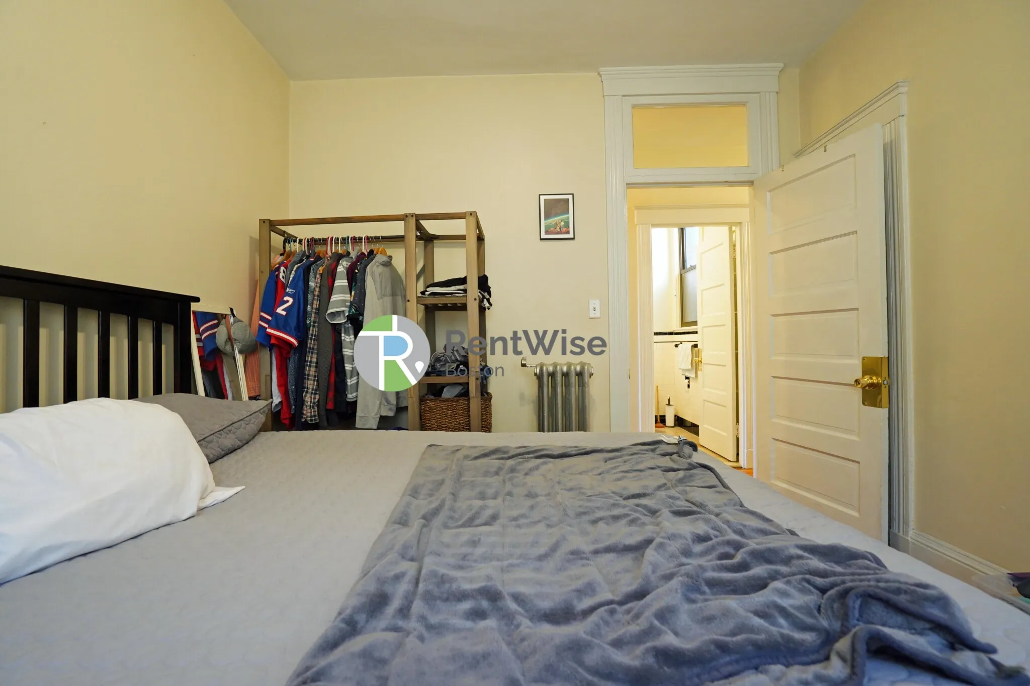 1379 Commonwealth Ave, Brighton