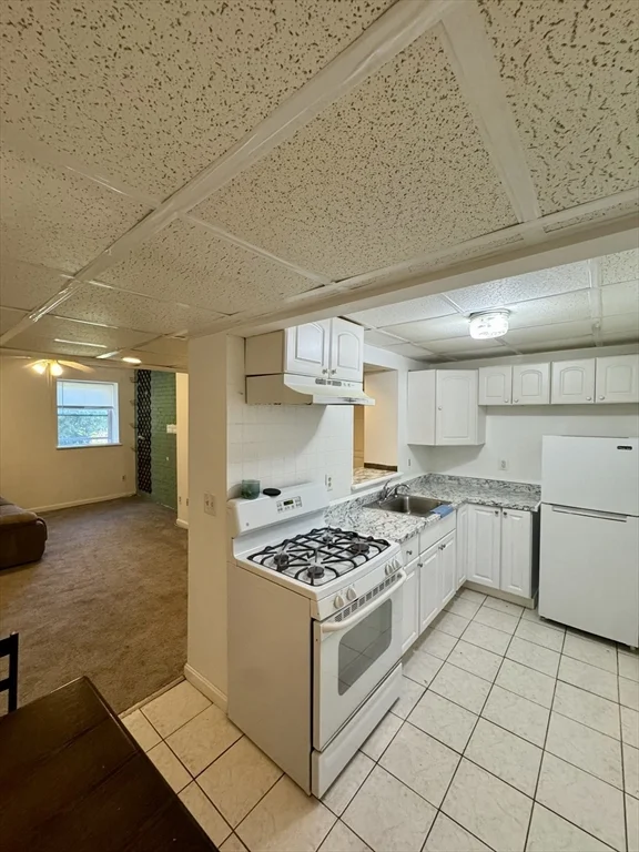 31 Dennison Ave, Framingham