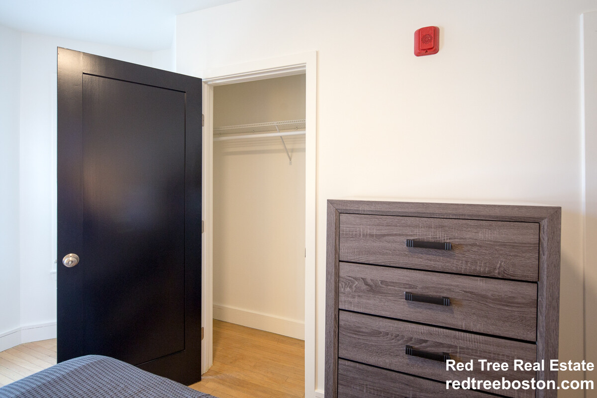 92 Brown St, South Side