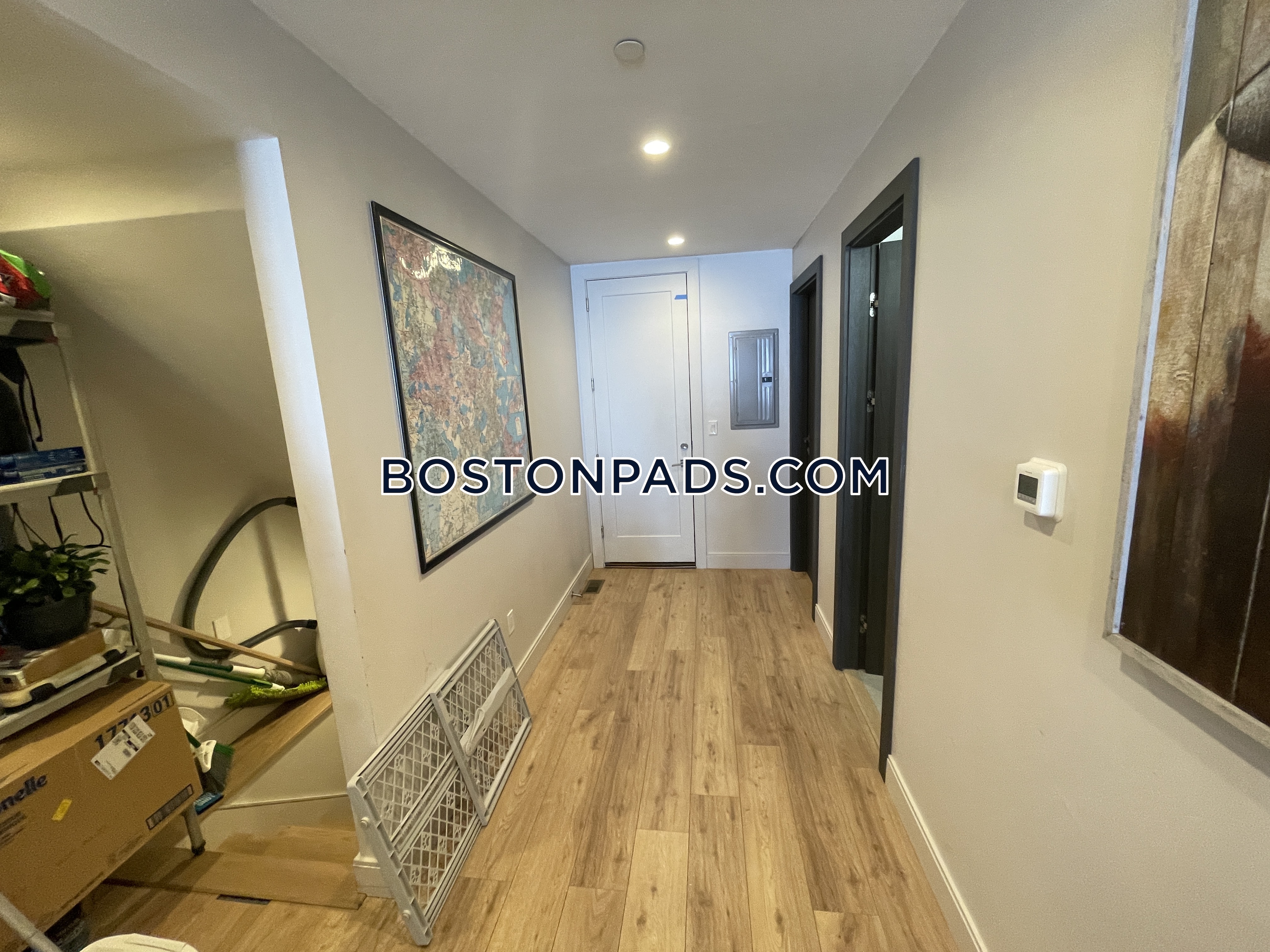 5 bed, 3 bath apartment for rent at 31 Buttonwood Unit 1, Dorchester — photo 10 of 34
