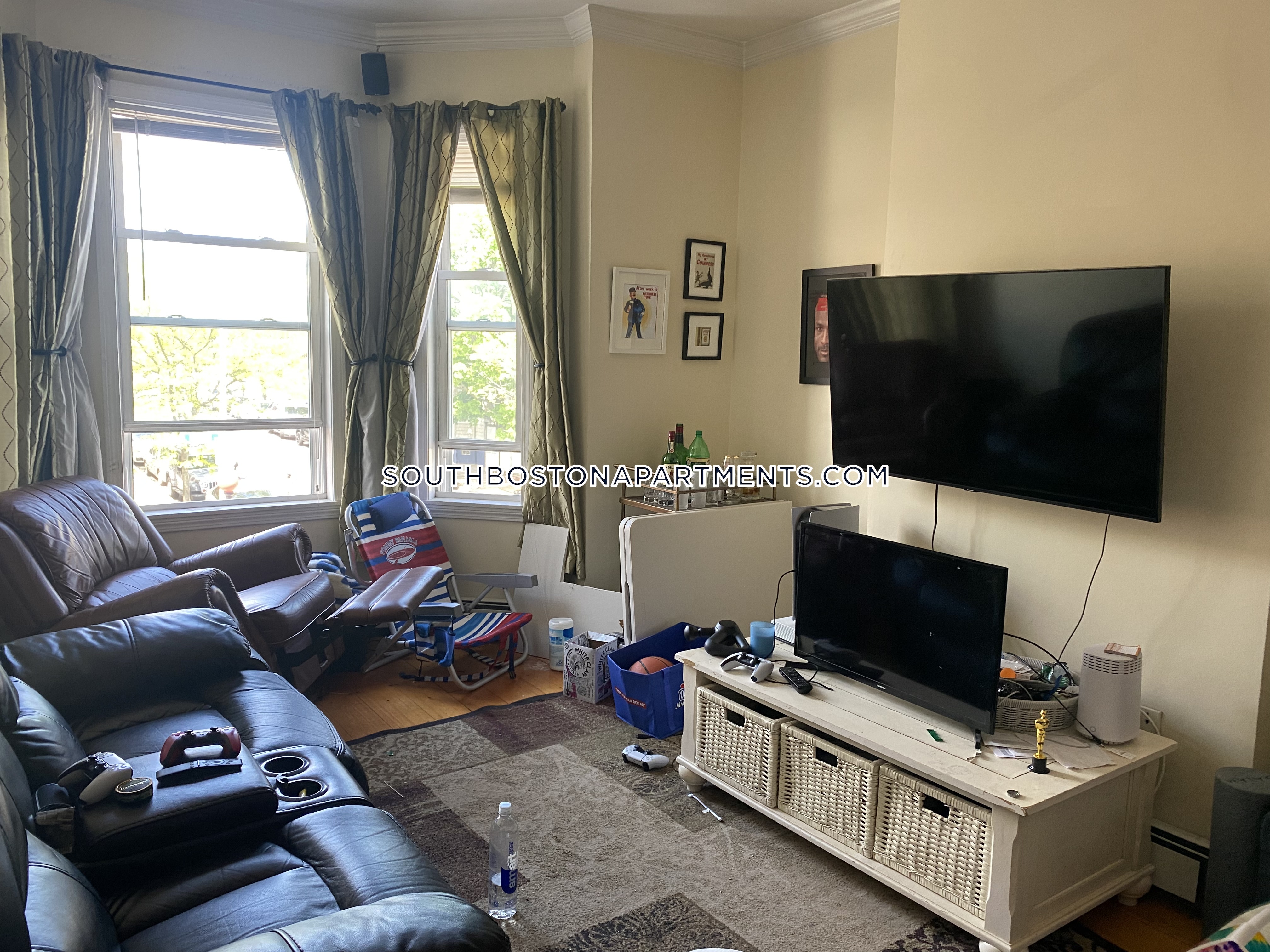 4 bed, 1.5 bath apartment for rent at 595 4th St Unit 2, South Boston — photo 18 of 42