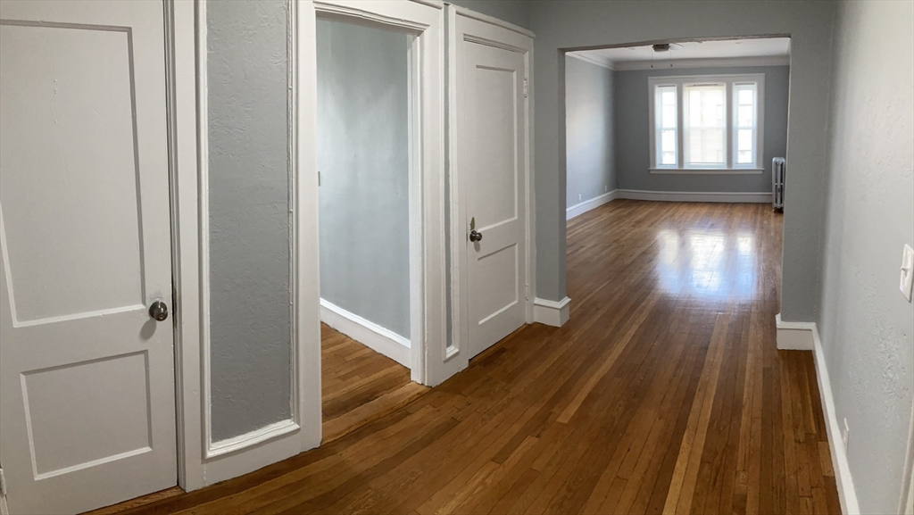 9 Park Vale Ave, Brighton