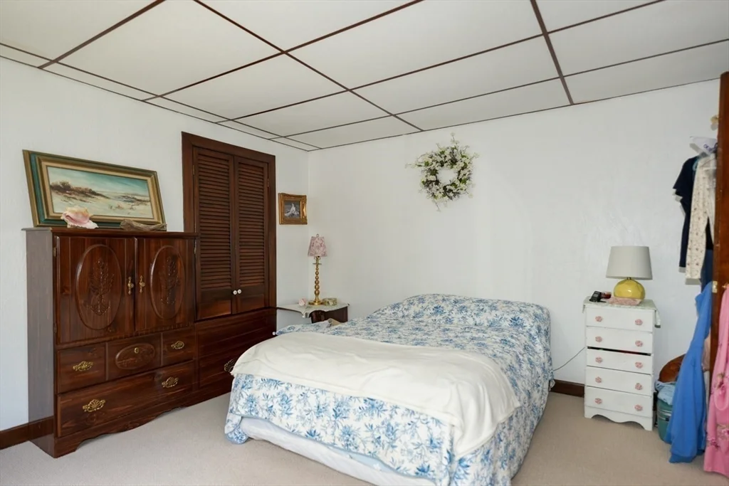 18 Summit Ave, Prospect Hill