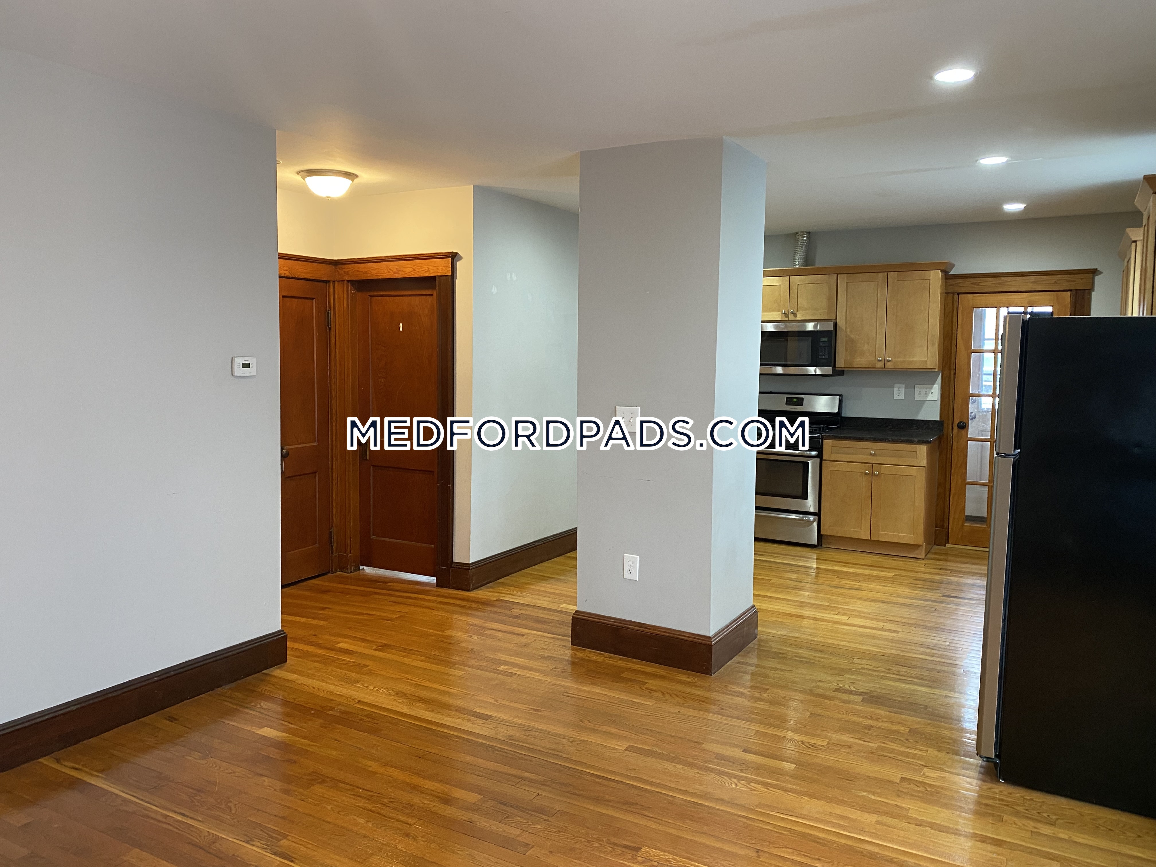 3 bed, 1 bath apartment for rent at 62 Frederick Ave Unit 1, Tufts University — photo 4 of 15