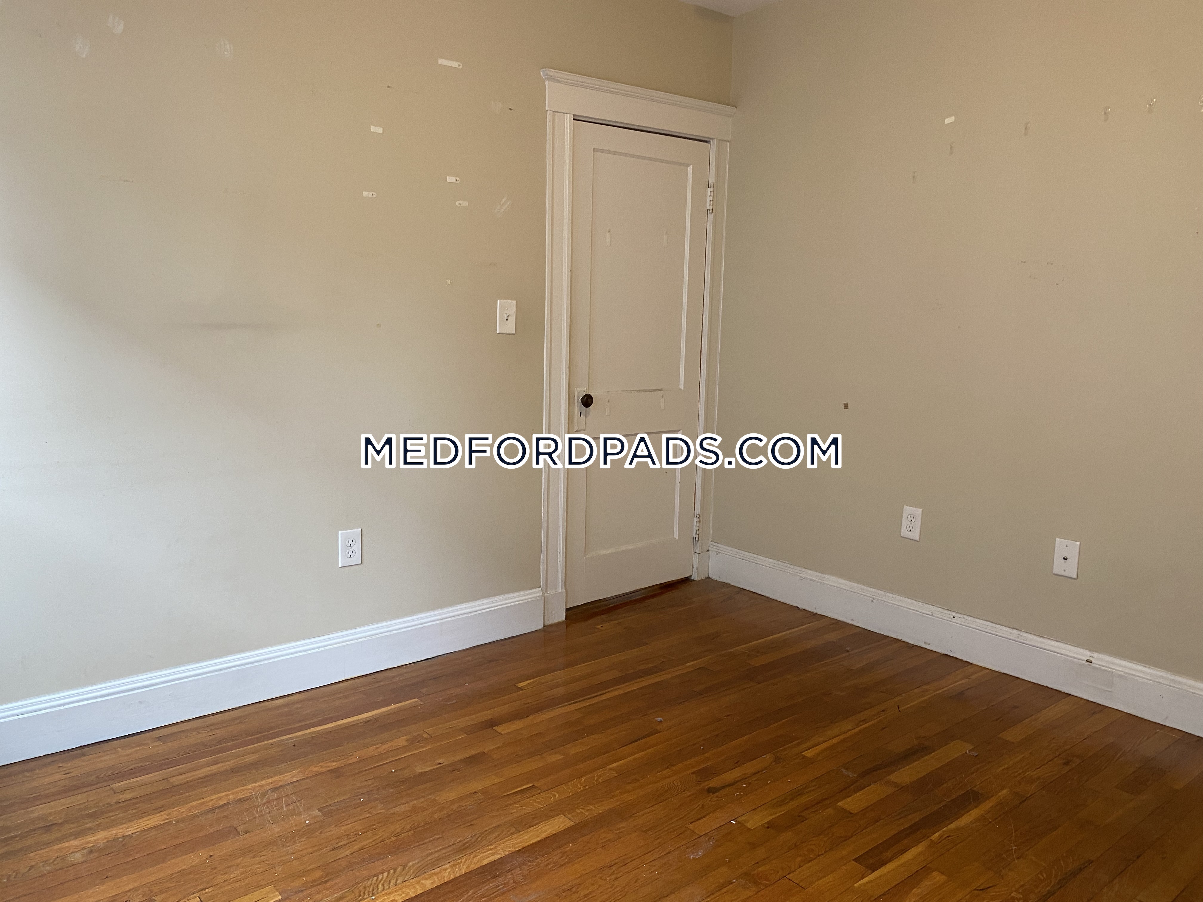 3 bed, 1 bath apartment for rent at 62 Frederick Ave Unit 1, Tufts University — photo 8 of 15