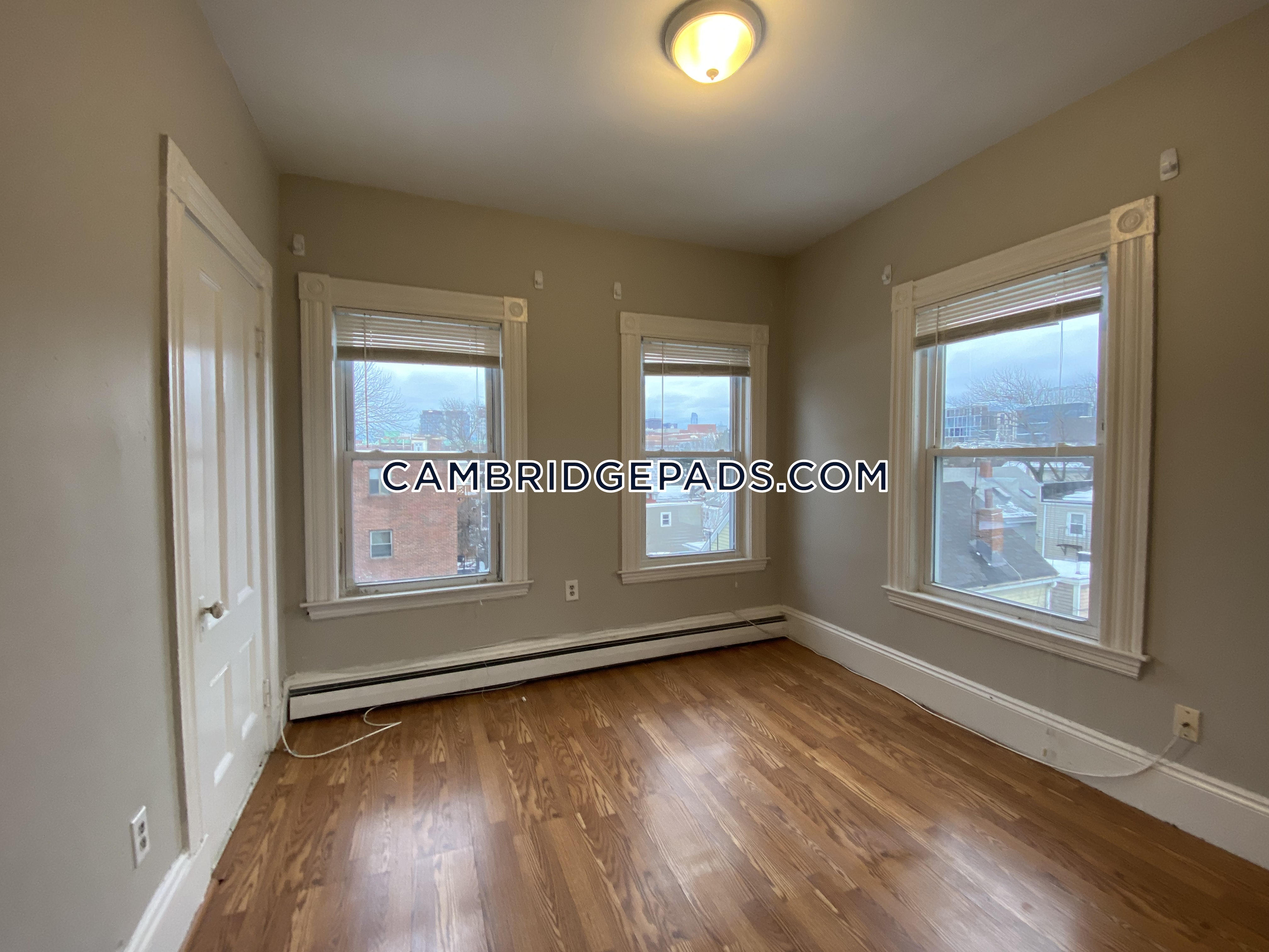 2 split bed, 1 bath apartment for rent at 70 Spring Unit 3A, East Cambridge — photo 5 of 9