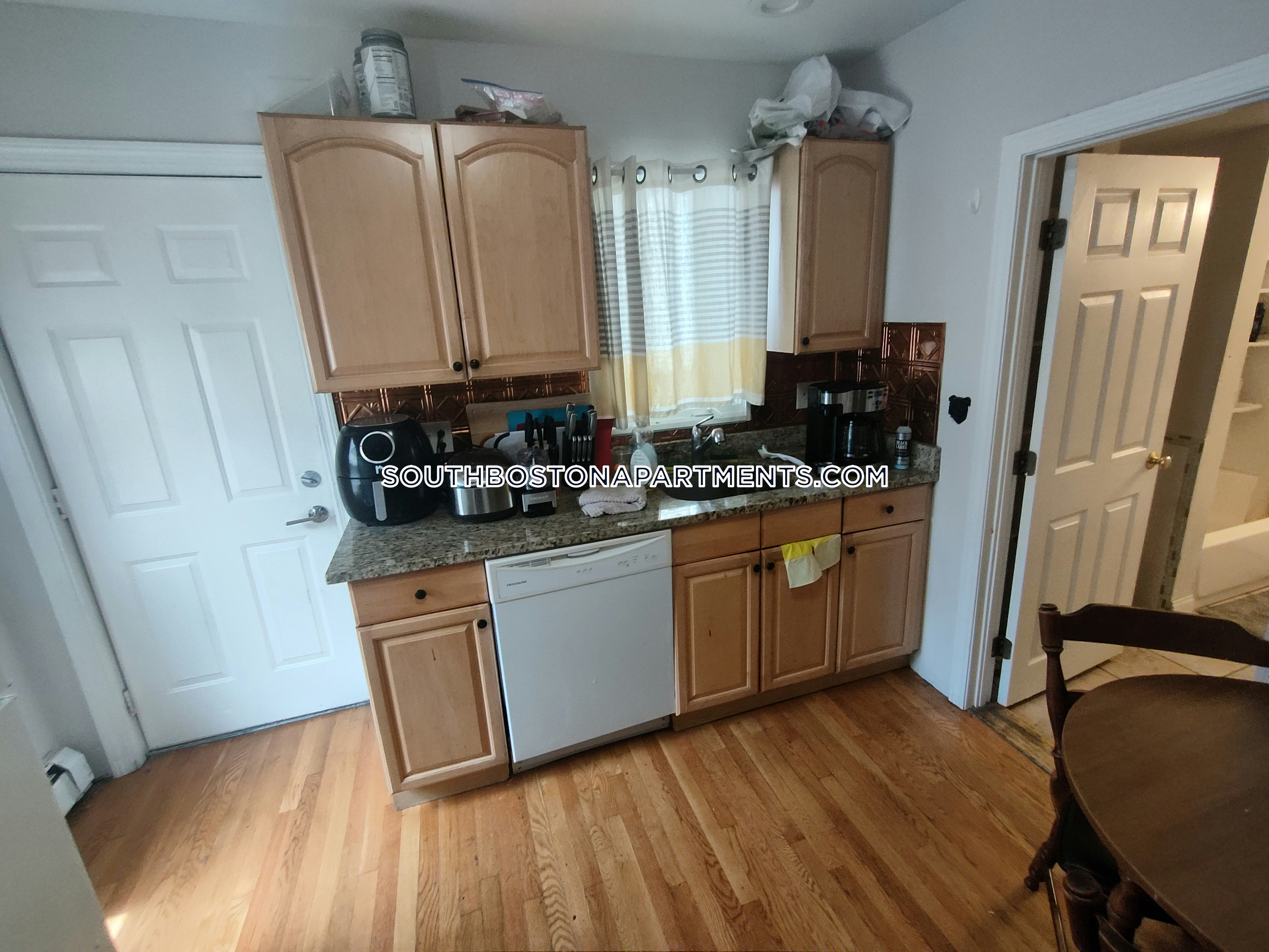 3 bed, 1 bath apartment for rent at 13 Carpenter Unit 1, South Boston — photo 22 of 24