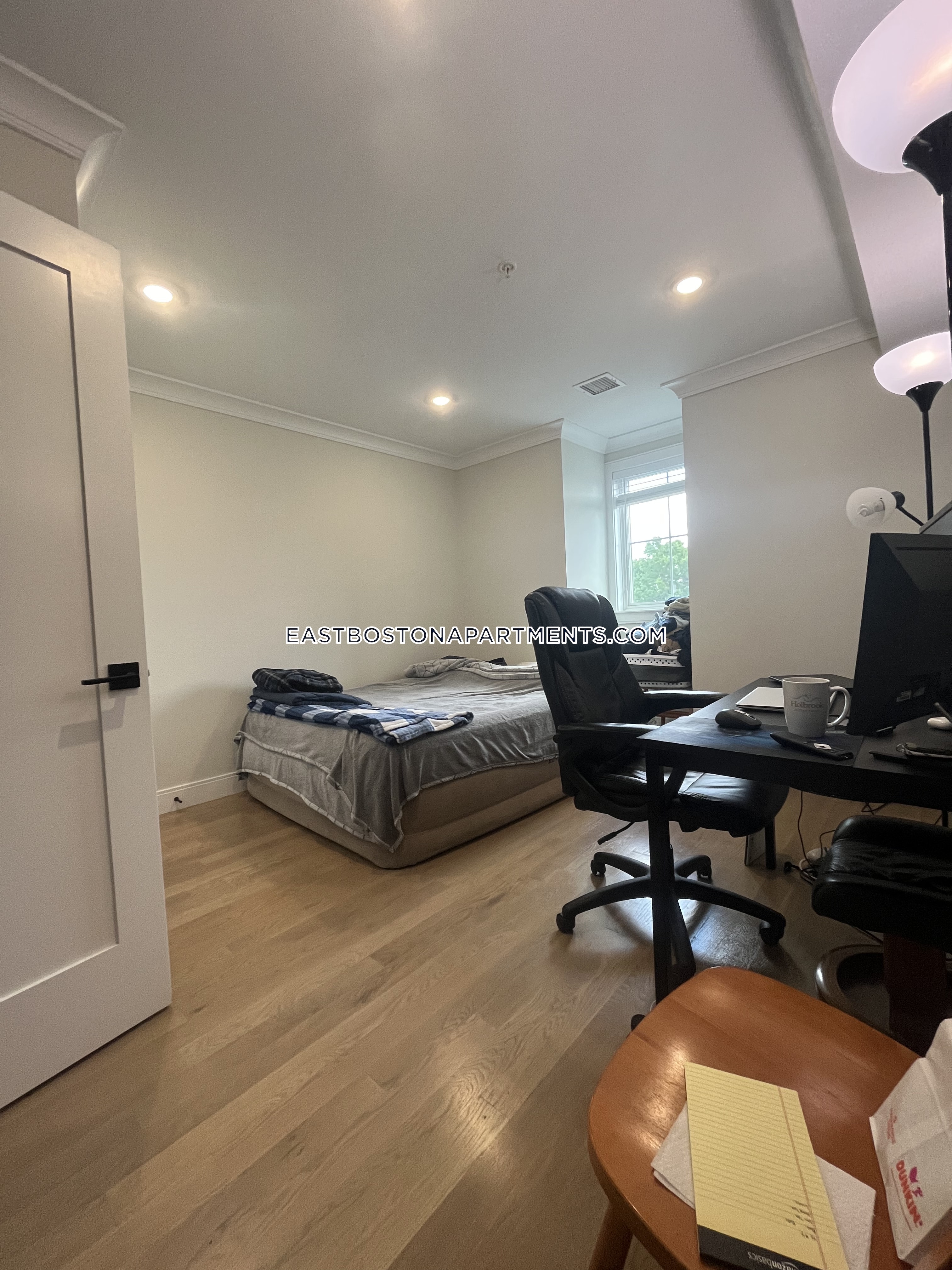 3 bed, 2 bath apartment for rent at 46 Lexington St Unit 4, East Boston — photo 2 of 35