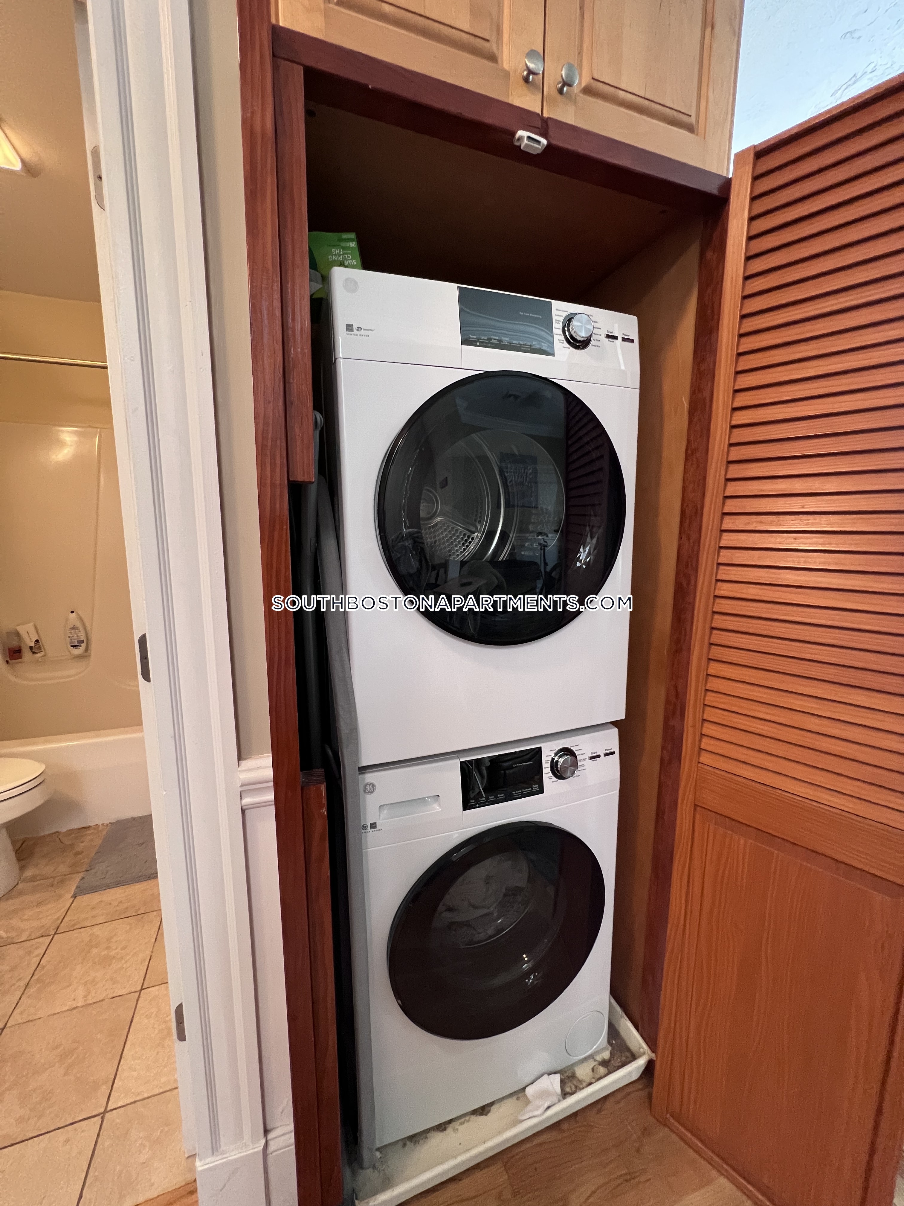 2 bed, 1 bath apartment for rent at 132 8th St Unit 3, South Boston — photo 13 of 15