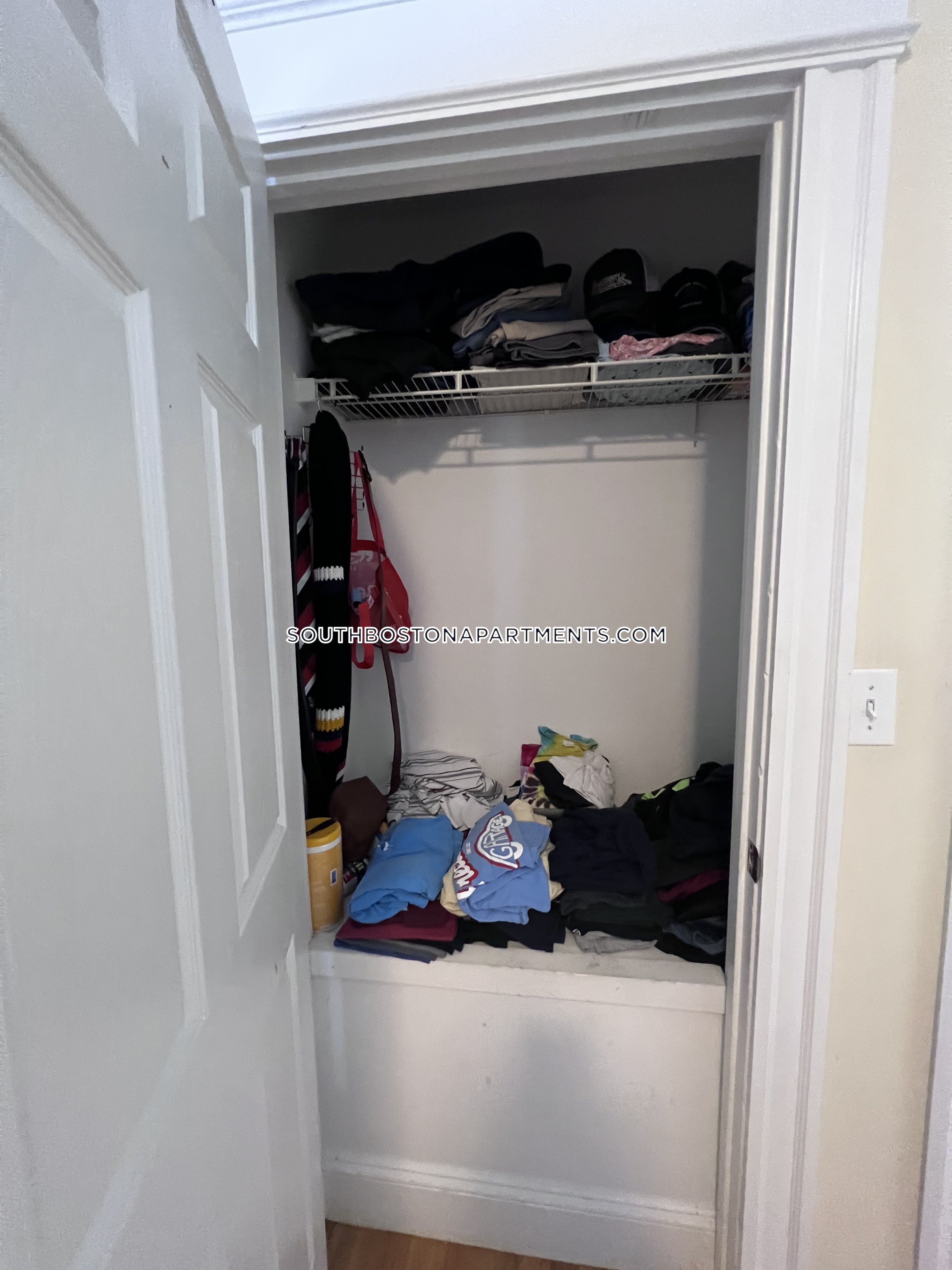 2 bed, 1 bath apartment for rent at 132 8th St Unit 3, South Boston — photo 6 of 15