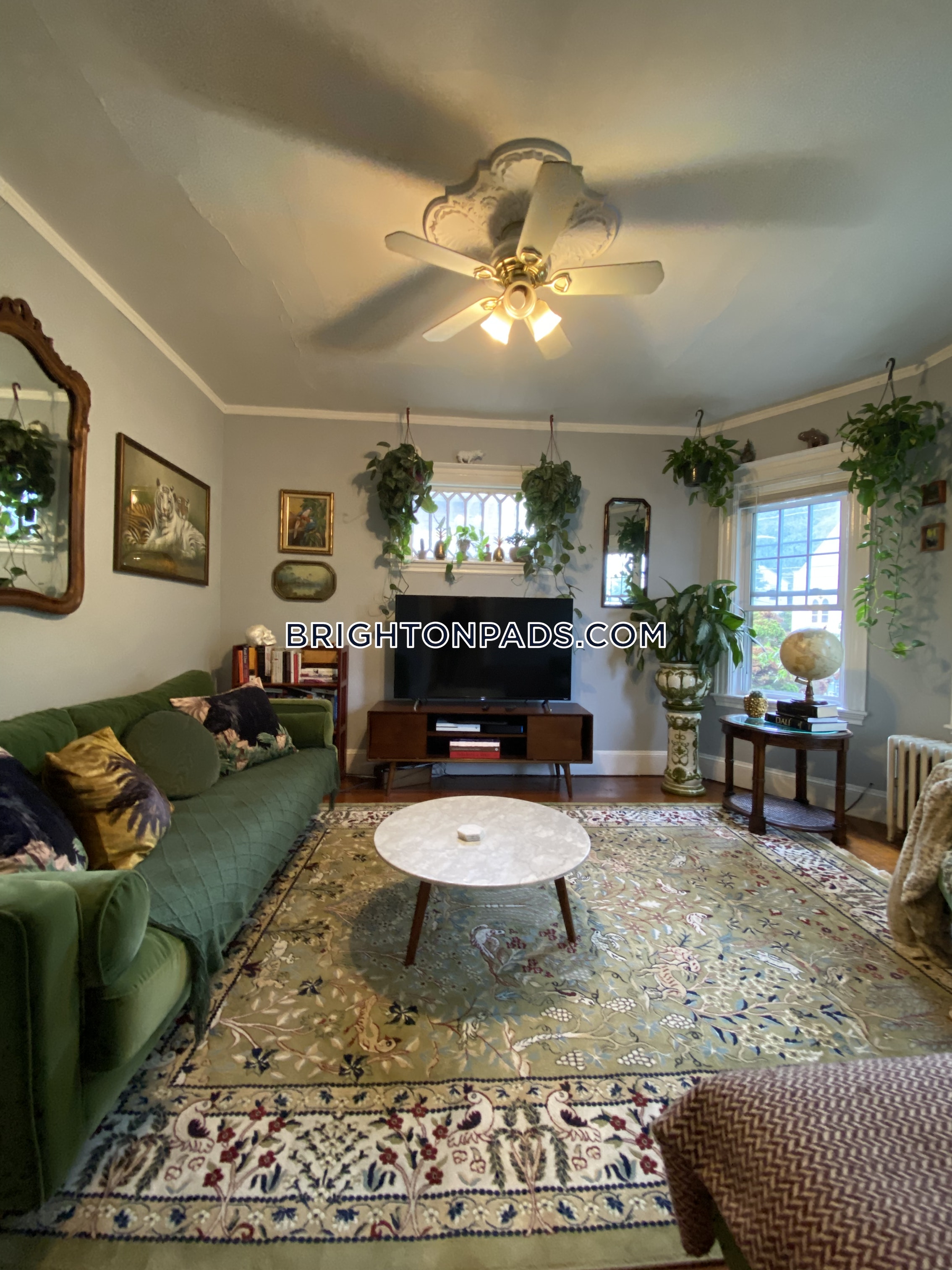 2 bed, 1 bath apartment for rent at 78 Brooks St Unit 2, Brighton — photo 8 of 10