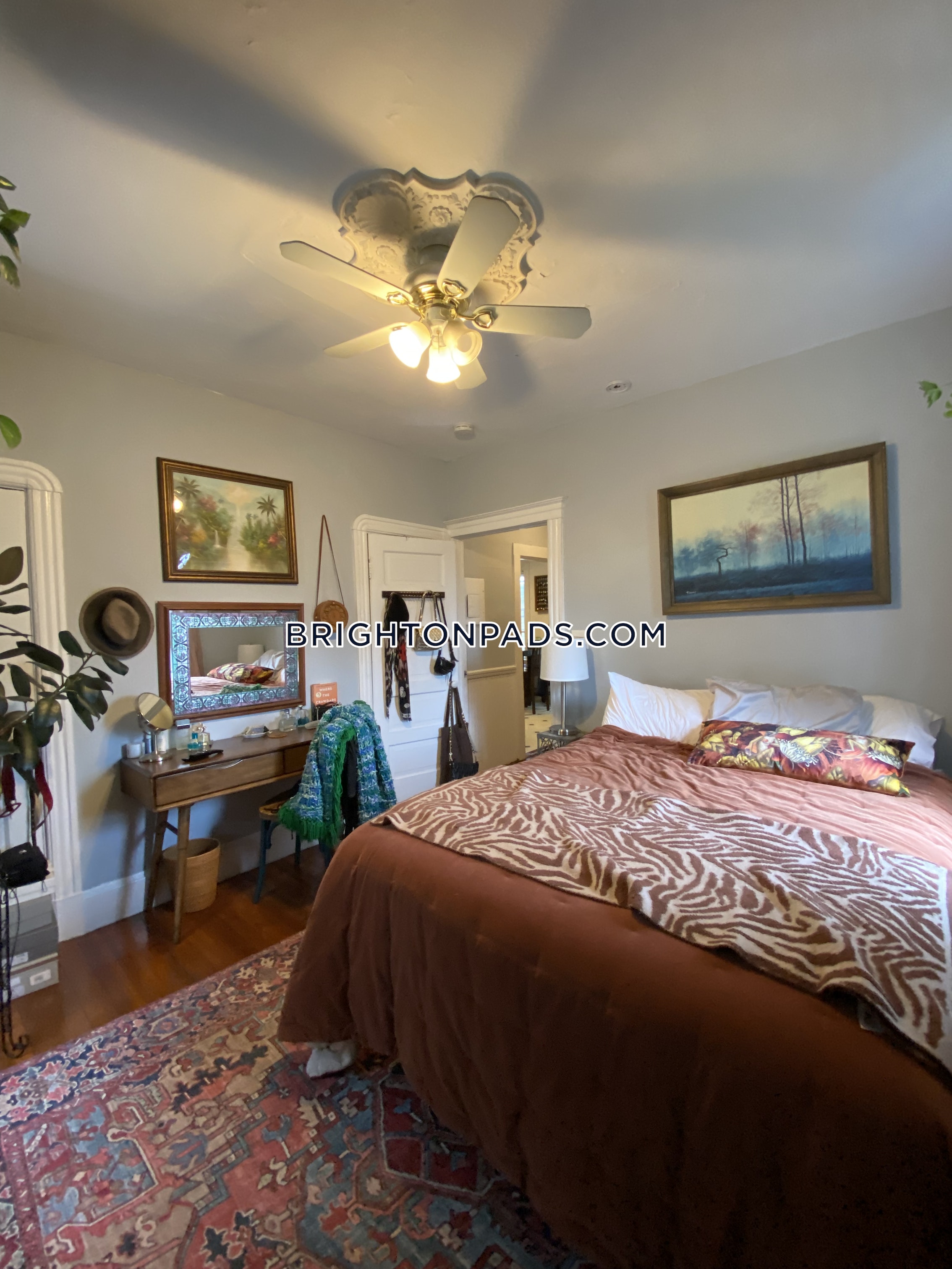 2 bed, 1 bath apartment for rent at 78 Brooks St Unit 2, Brighton — photo 3 of 10