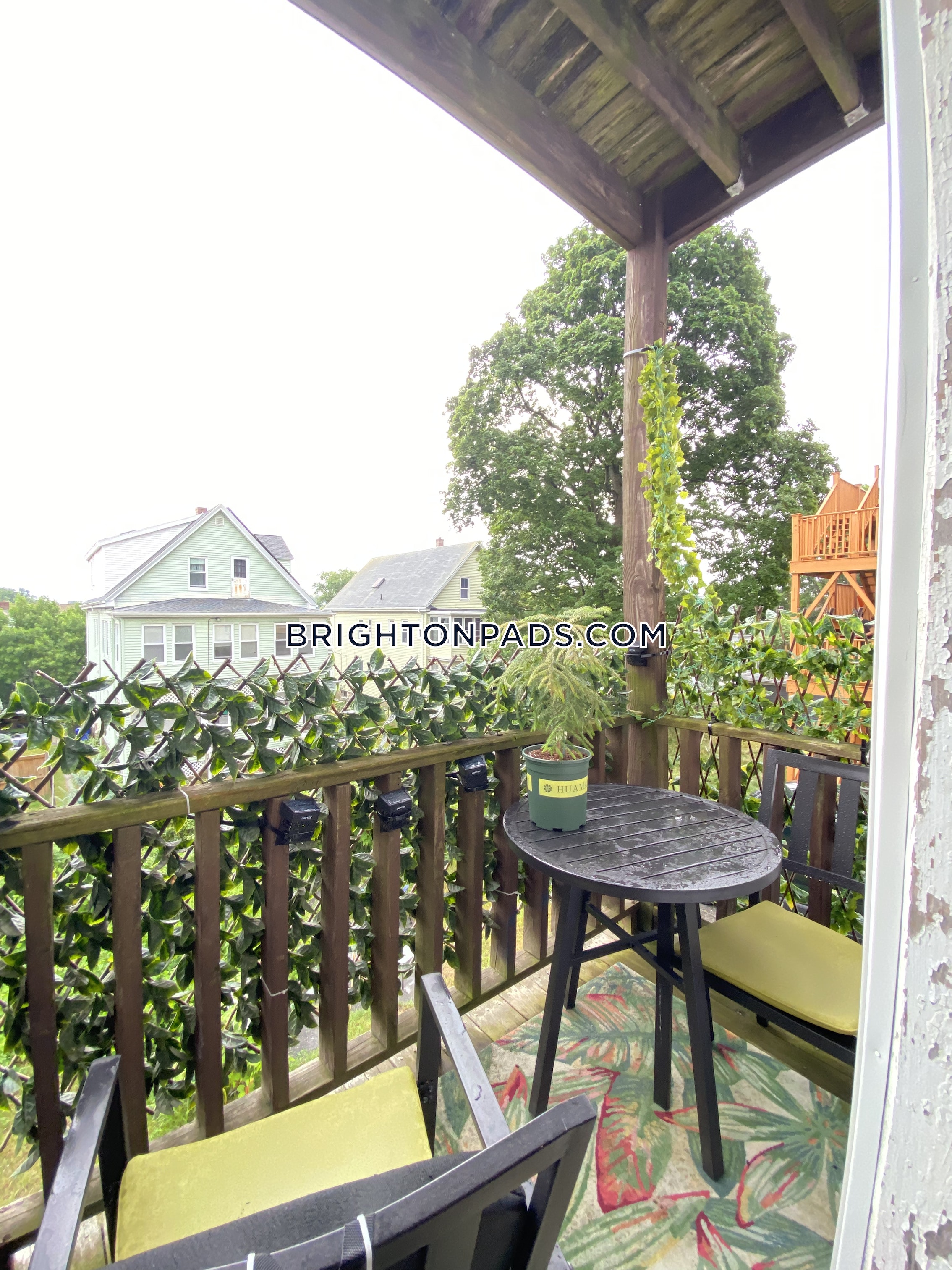 2 bed, 1 bath apartment for rent at 78 Brooks St Unit 2, Brighton — photo 5 of 10