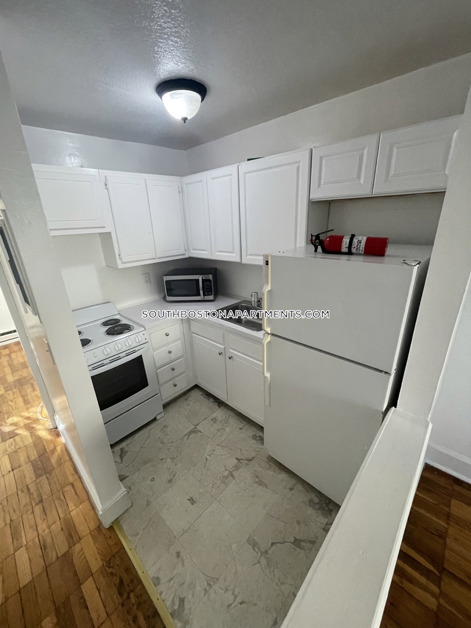 1 bed, 1 bath apartment for rent at 21 Boston St Unit 2, South Boston — photo 15 of 18