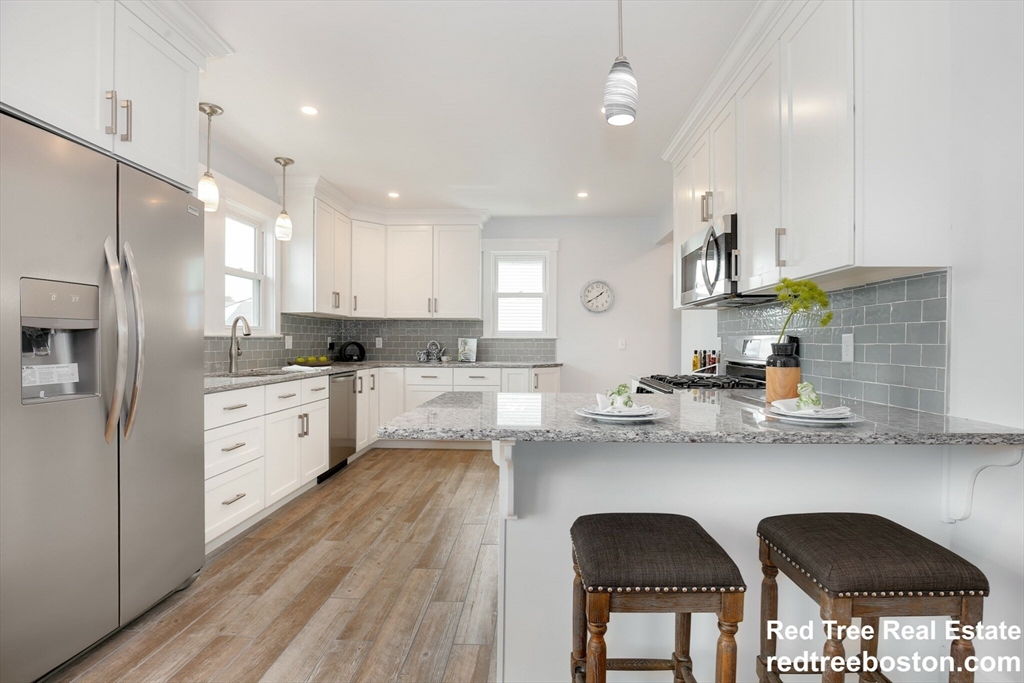 29 Strathmore Rd, Medford