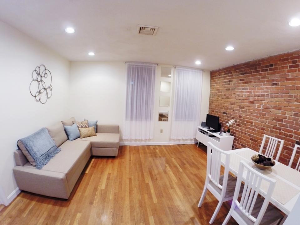 65 Hemenway St, Fenway