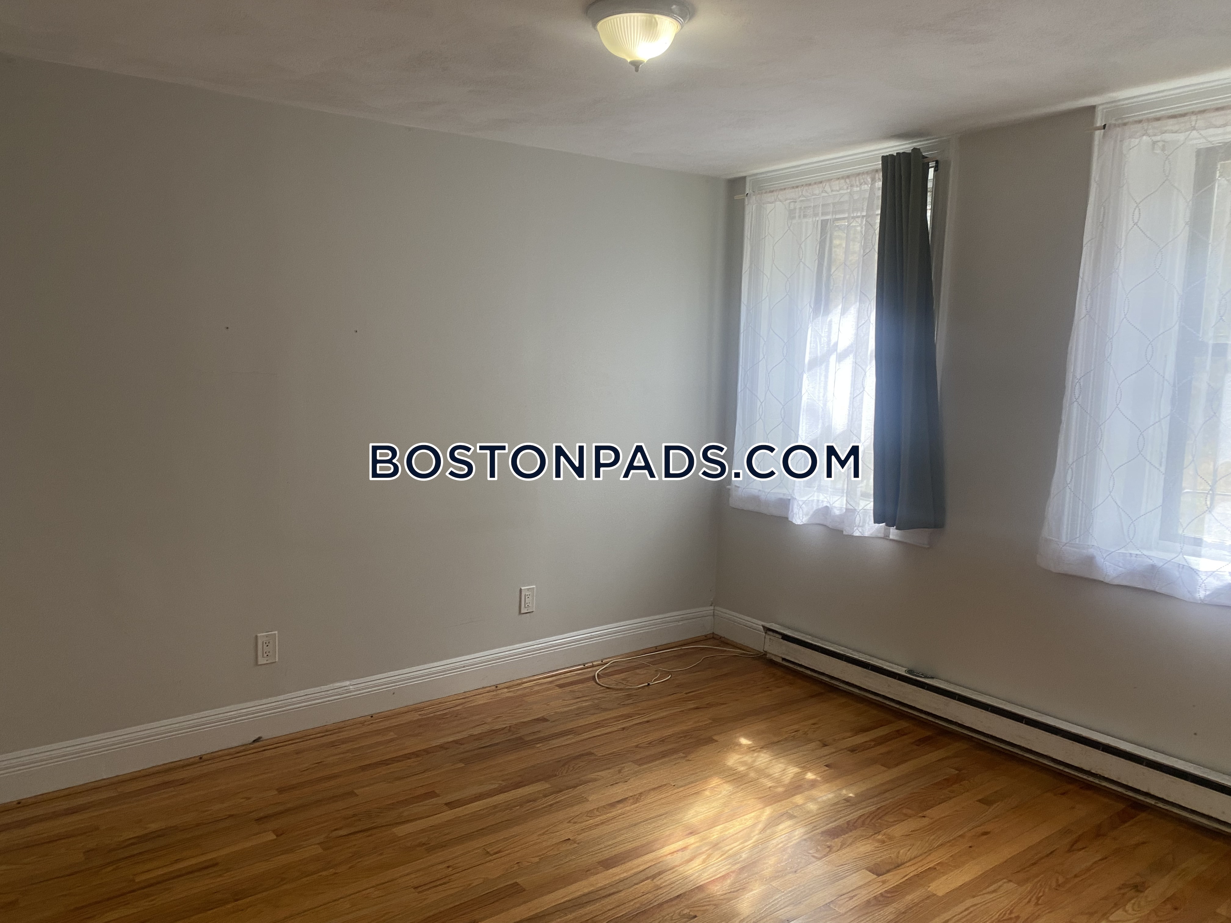 1 bed, 1 bath apartment for rent at 143 Highland St Unit Ll, Roxbury — photo 1 of 12