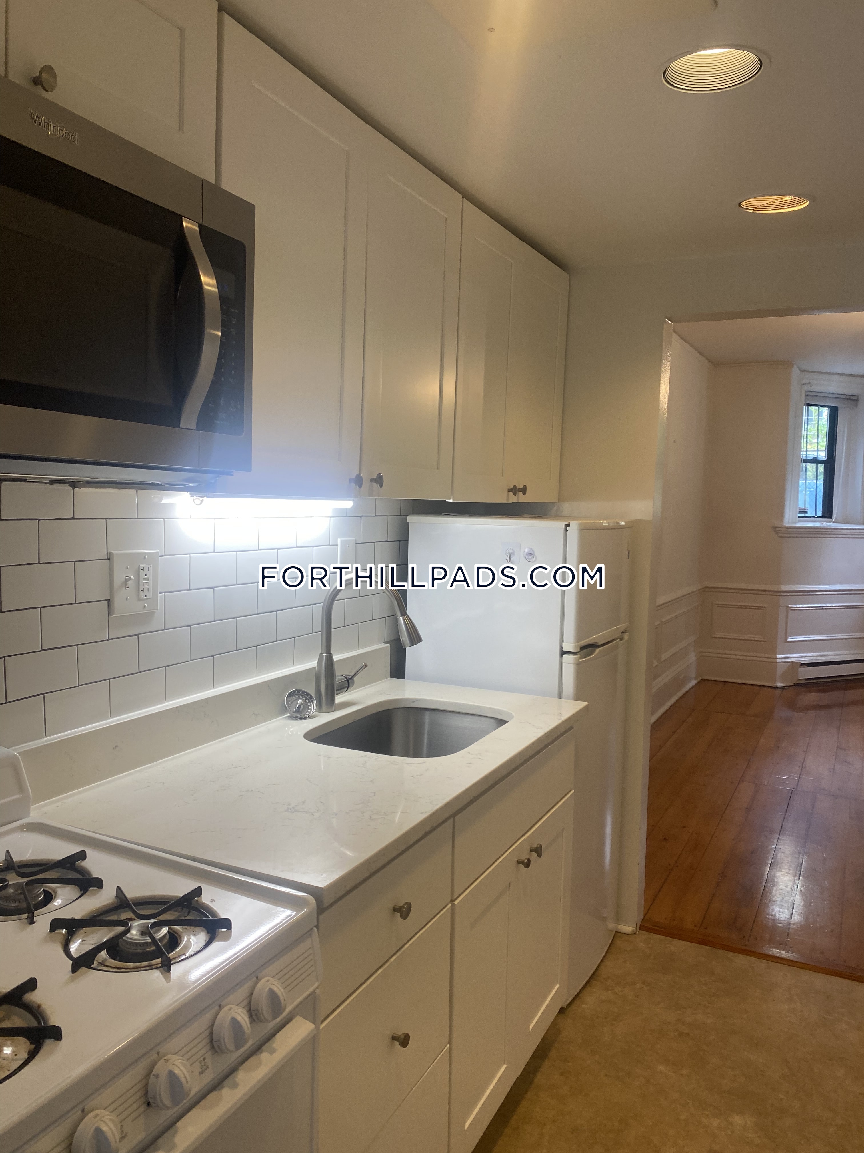 1 bed, 1 bath apartment for rent at 143 Highland St Unit B, Roxbury — photo 12 of 12