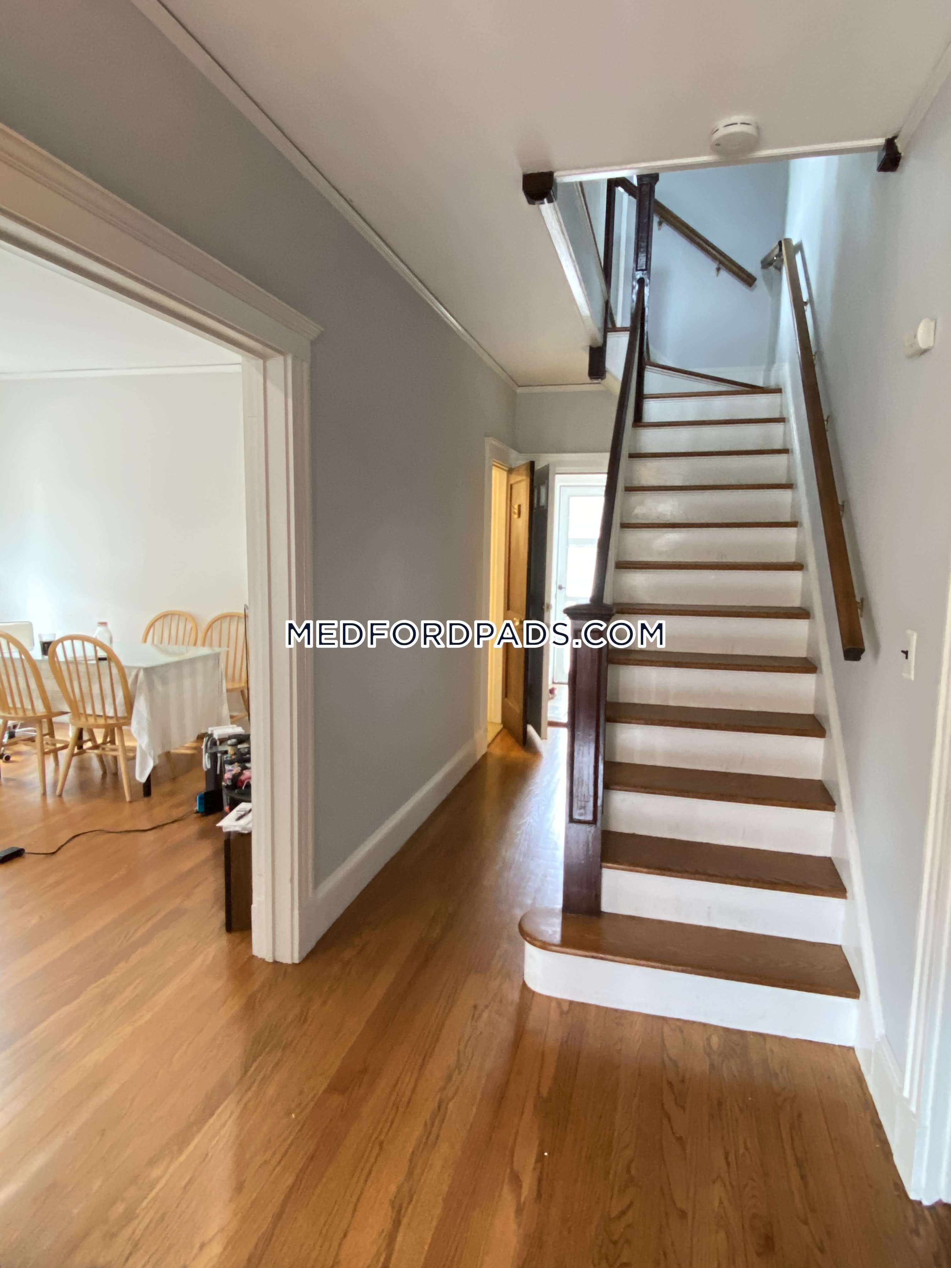 5 bed, 2 bath apartment for rent at 35 Saint Clements Rd Unit 1, Tufts University — photo 10 of 20