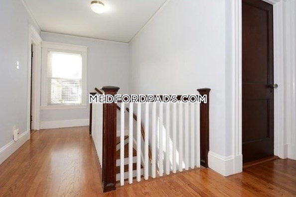 5 bed, 2 bath apartment for rent at 35 Saint Clements Rd Unit 1, Tufts University — photo 8 of 20