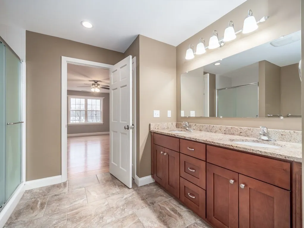 15 Spencer St, Methuen