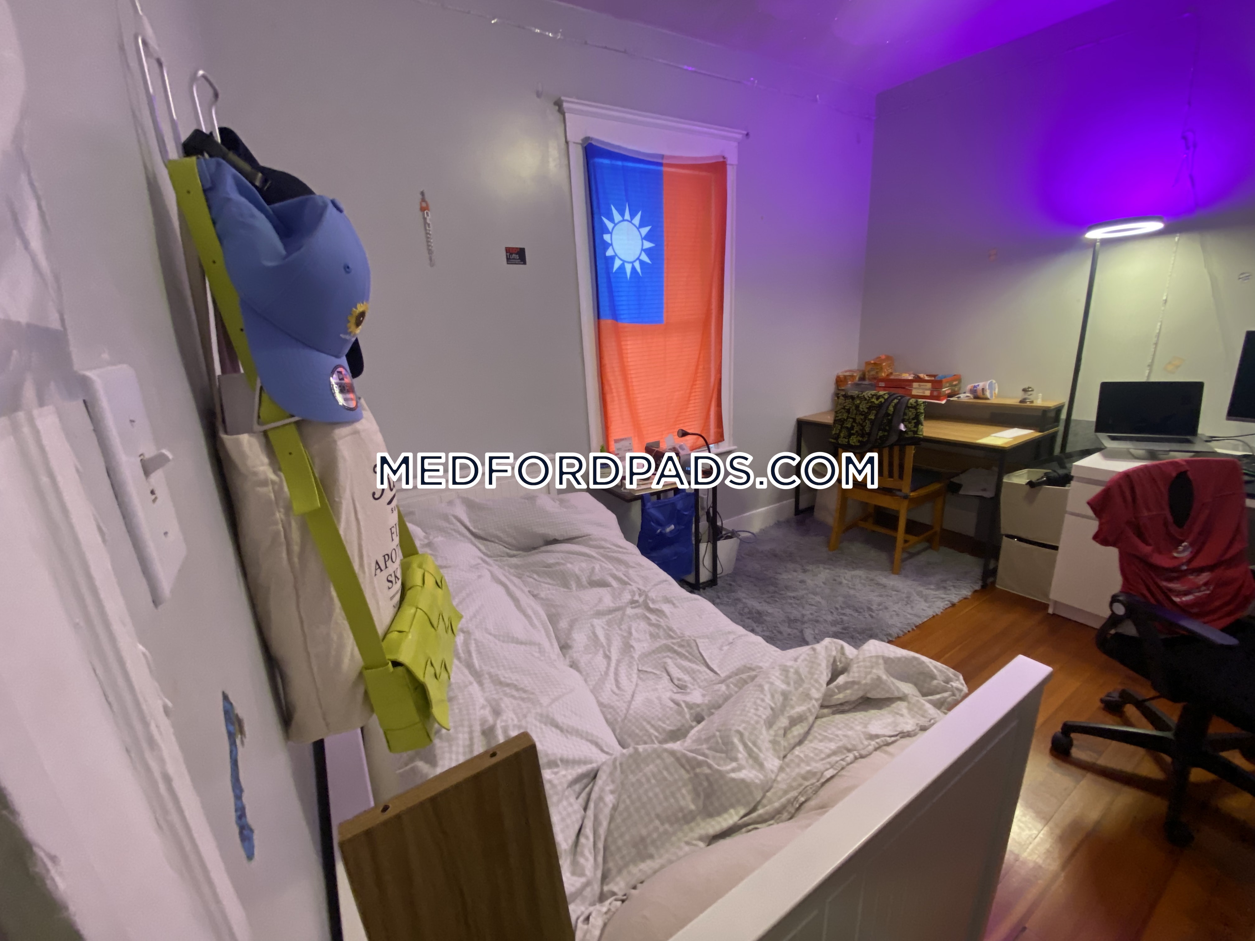 4 bed, 1 bath apartment for rent at 30 Adams St Unit 1, Tufts University — photo 3 of 13