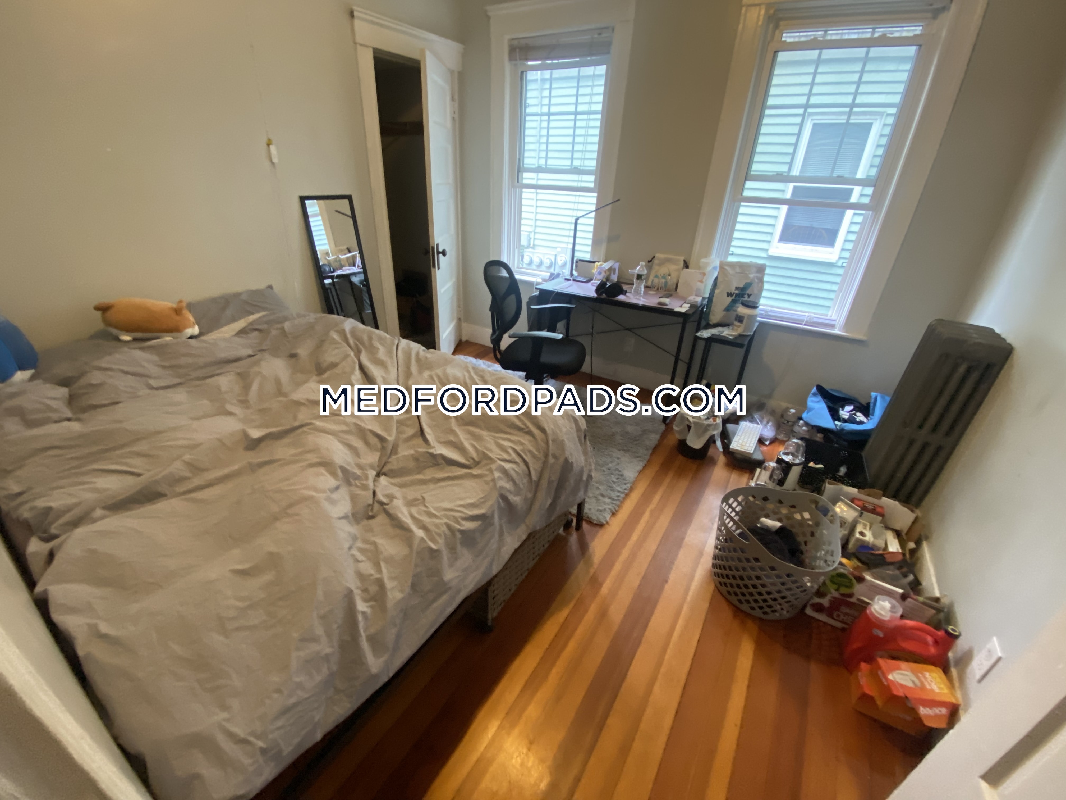 4 bed, 1 bath apartment for rent at 30 Adams St Unit 1, Tufts University — photo 7 of 13