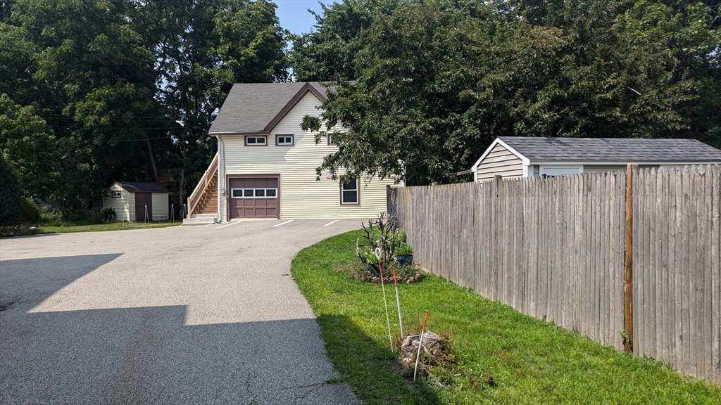 77 Hartford St, Newton Highlands