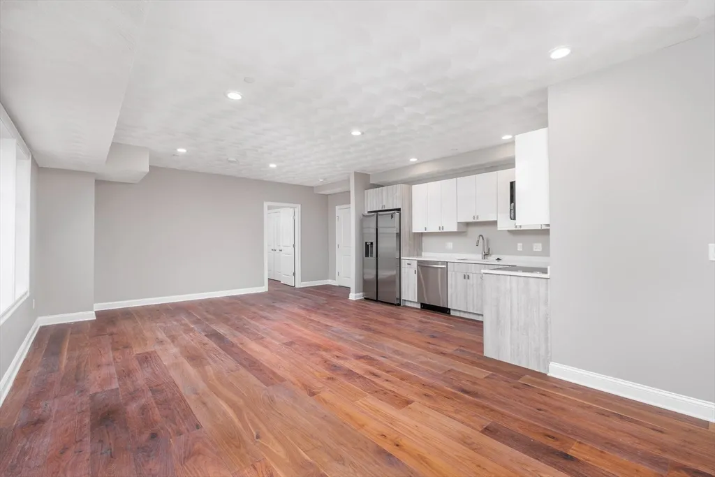 121 Addison St, East Boston