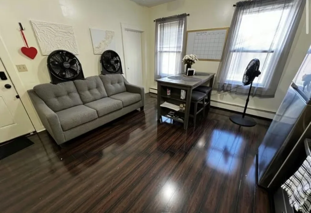 1576 Tremont St, Mission Hill