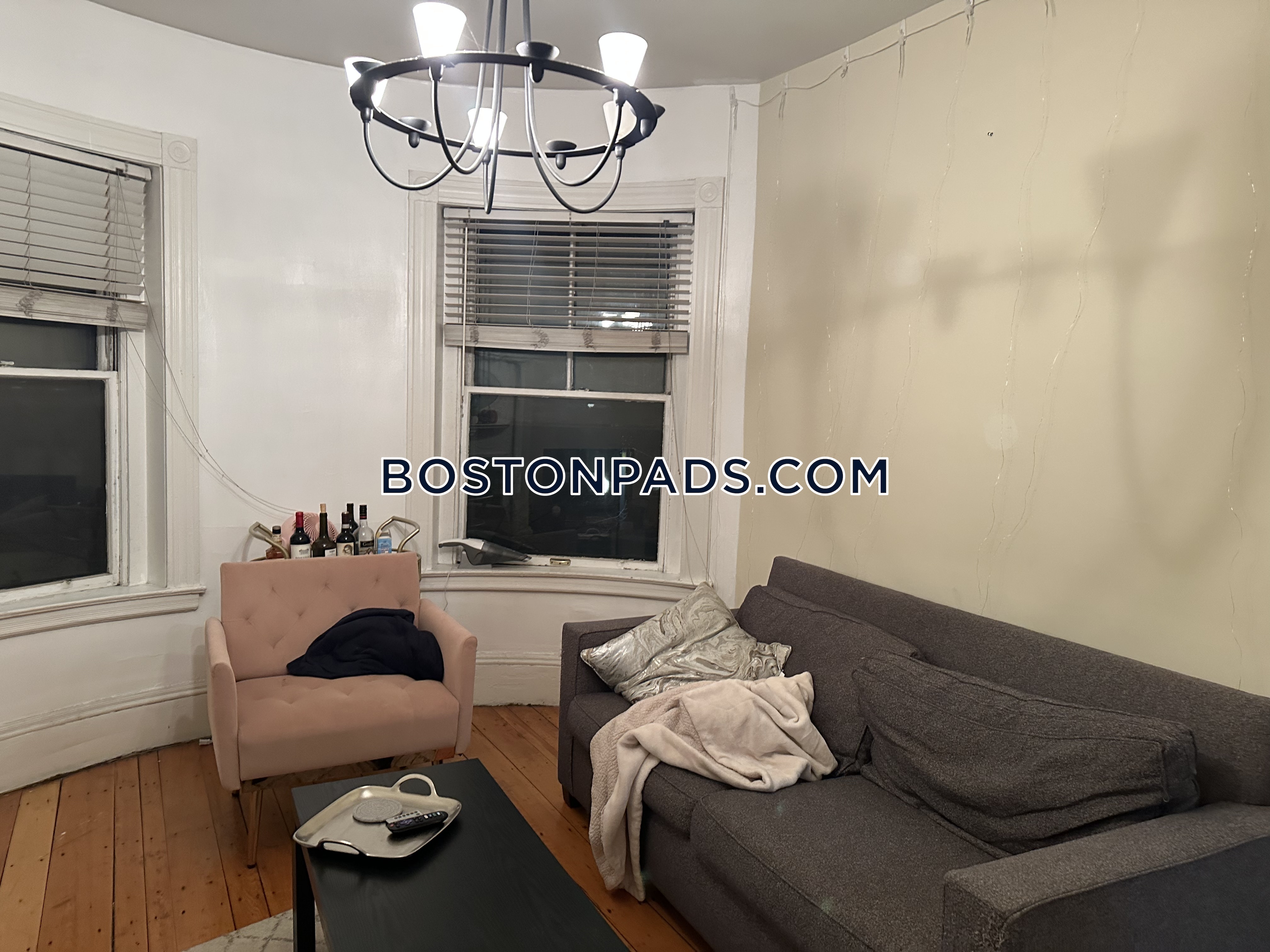 3 bed, 1.5 bath apartment for rent at 612 Columbus Unit 5, South End — photo 6 of 11