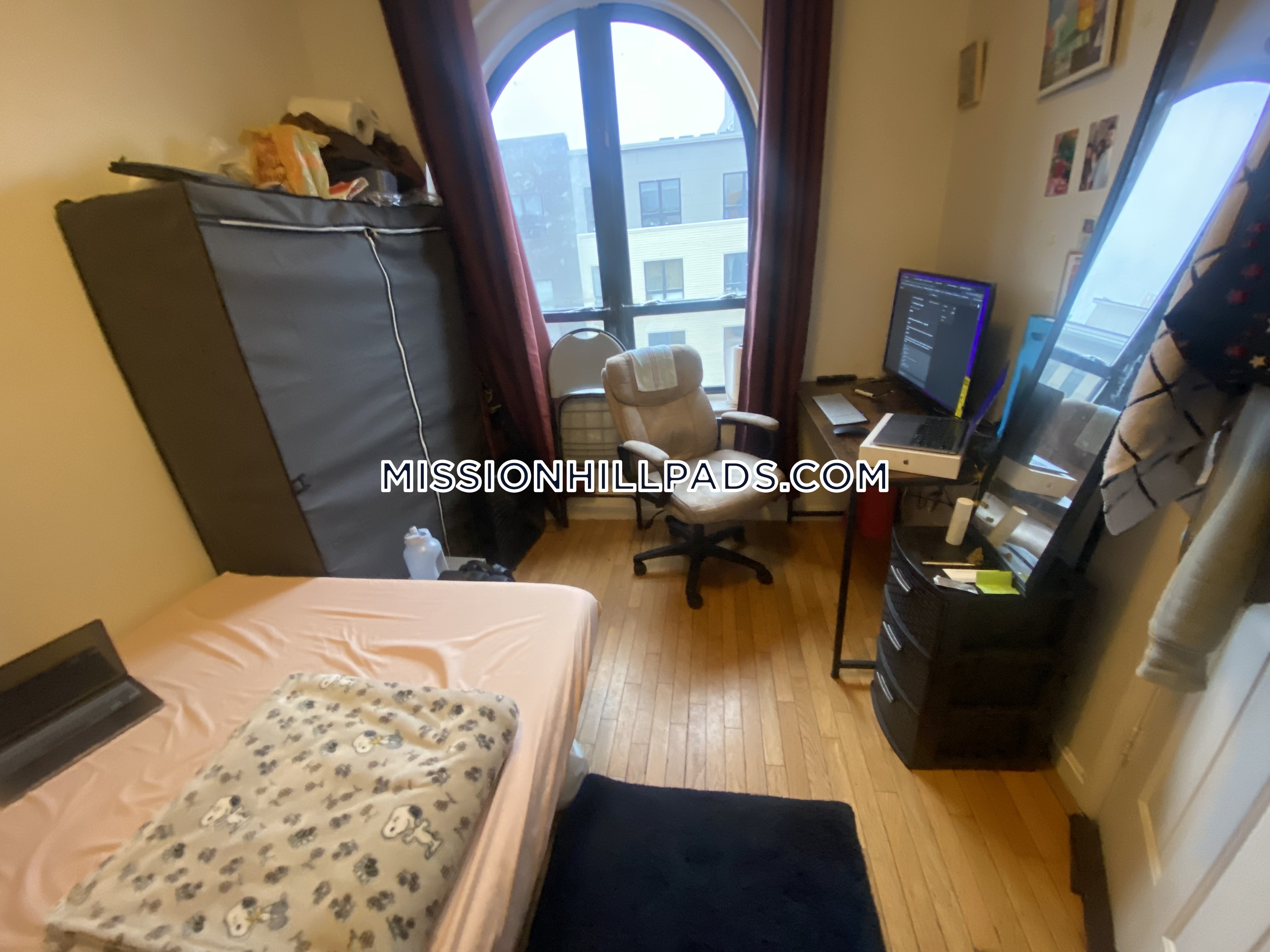 3 bed, 1 bath apartment for rent at 1460 Tremont St Unit 4, Mission Hill — photo 9 of 19