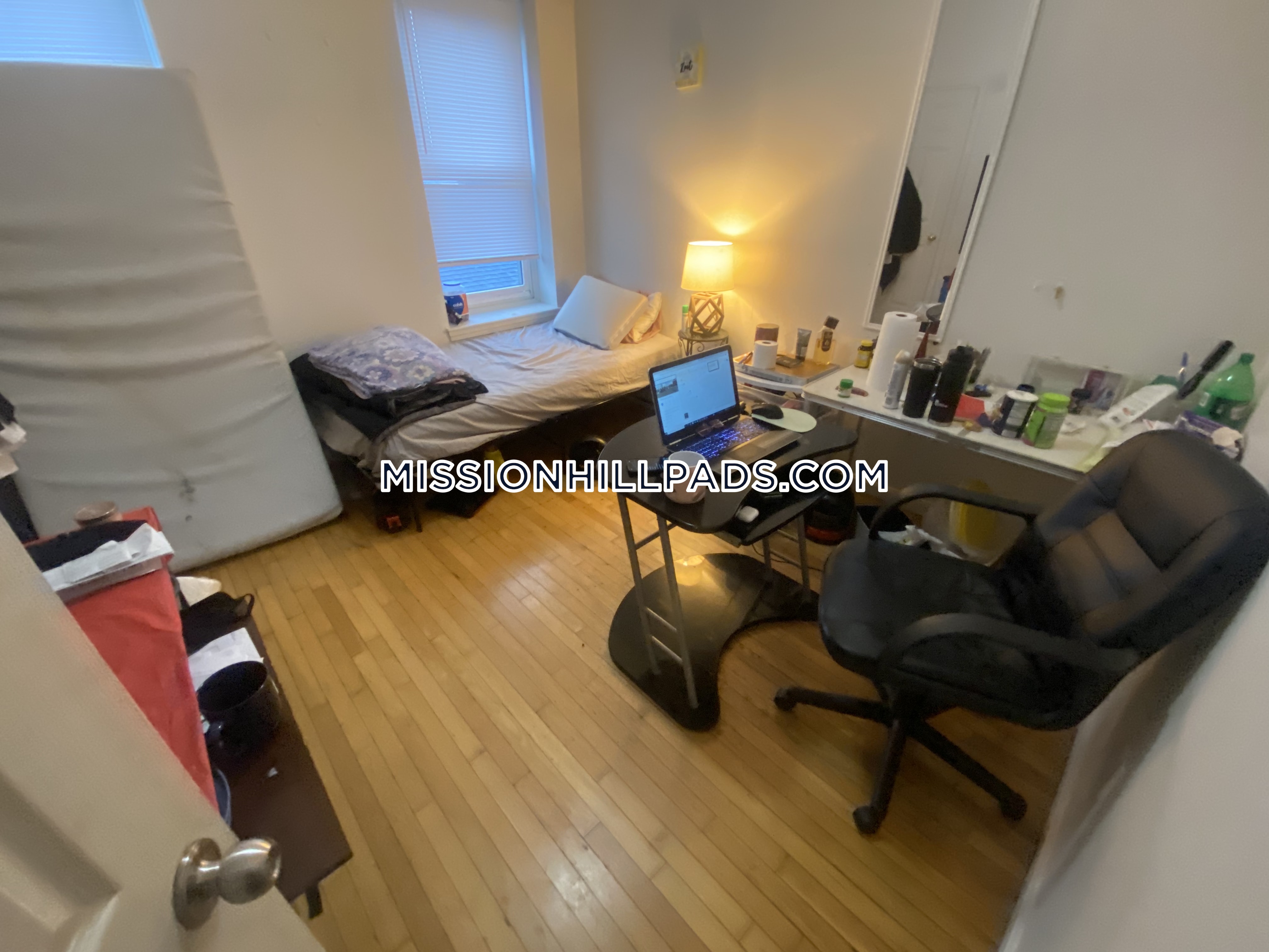 3 bed, 1 bath apartment for rent at 1460 Tremont St Unit 4, Mission Hill — photo 15 of 19