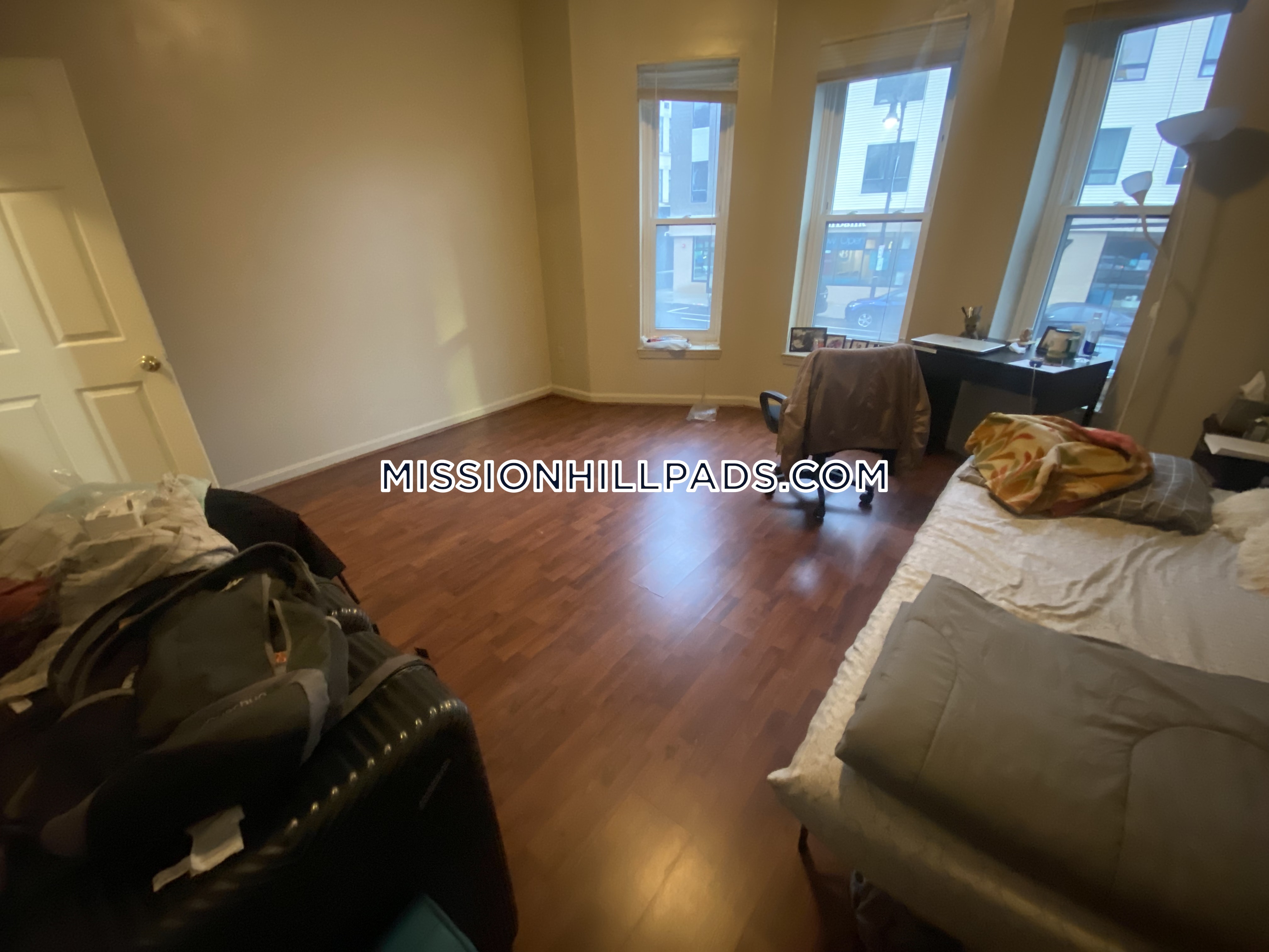 3 bed, 1 bath apartment for rent at 1458 Tremont St Unit 1, Mission Hill — photo 8 of 23